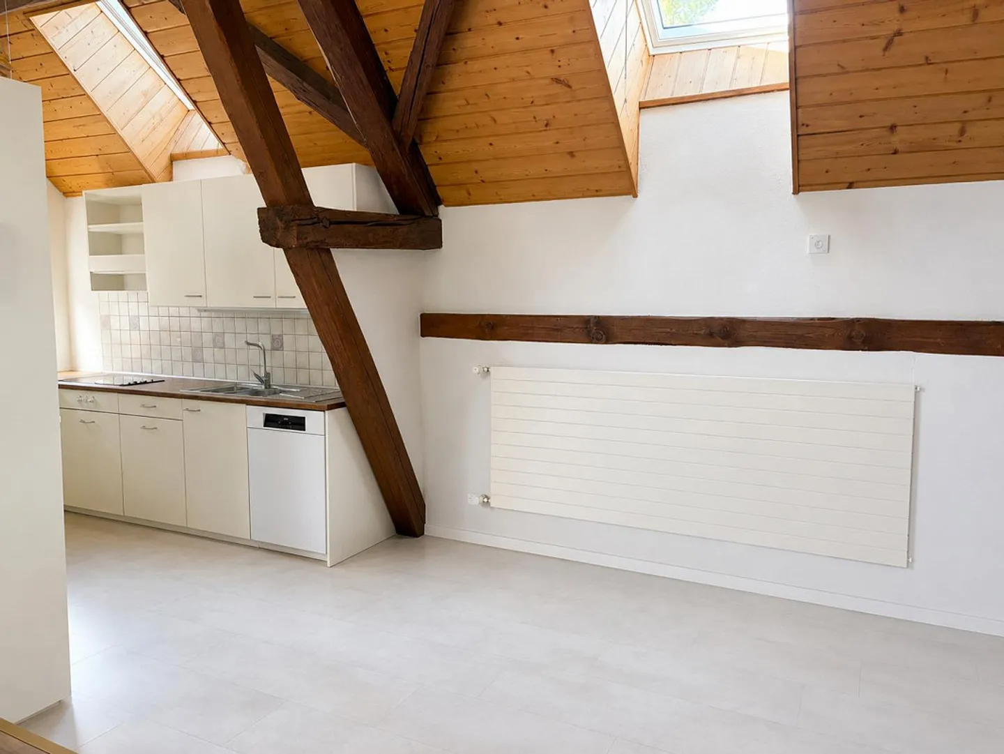 Charming 5.5-room maisonette apartment with gallery and exclusive terrace - Photo 12 of 28