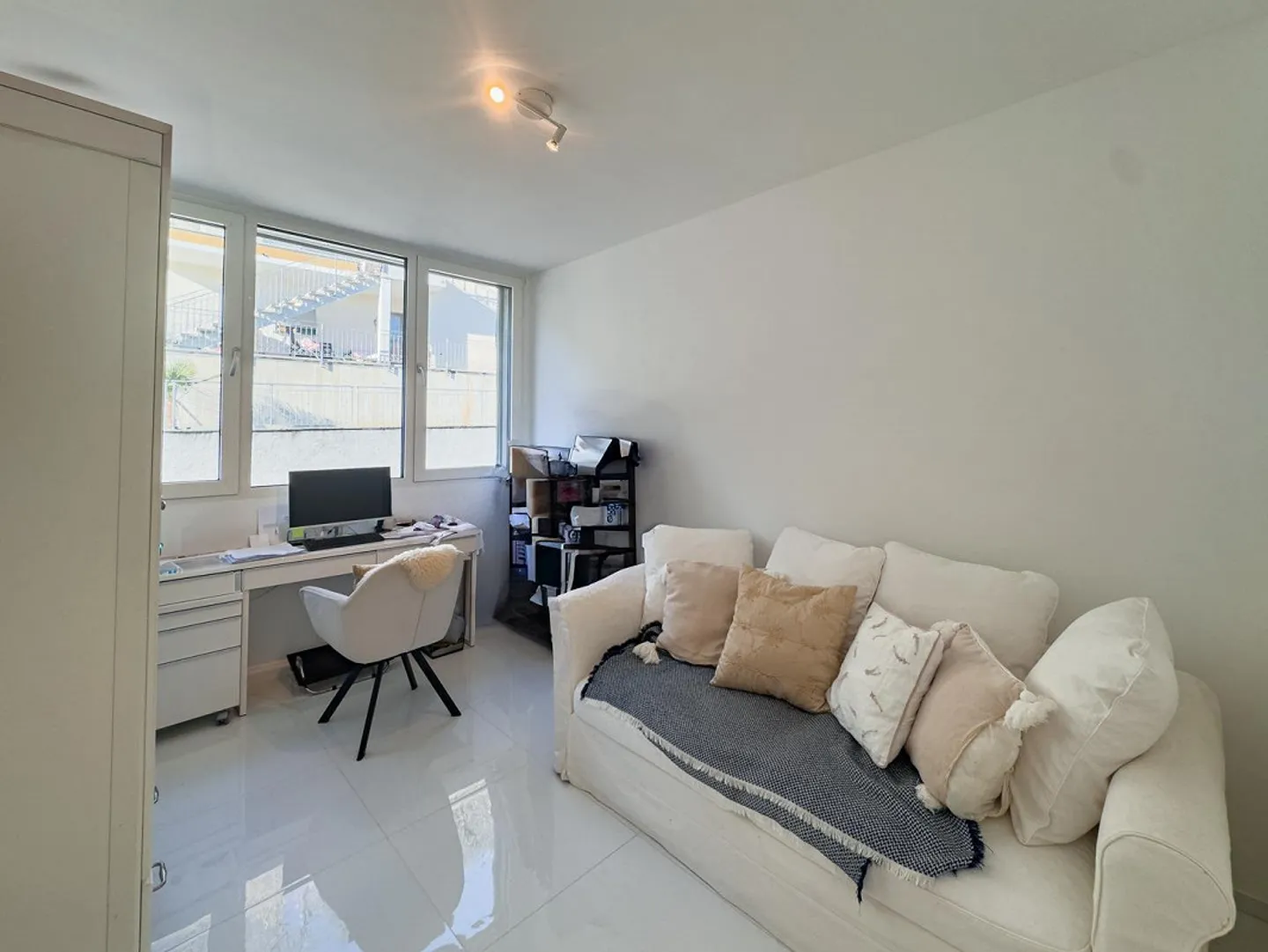 Moderne Doppelhaushälfte mit Garten in Agno - Foto 6 von 12