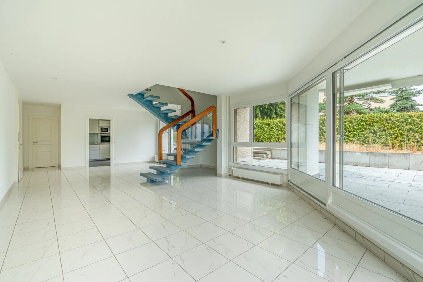 Außergewöhnliches Duplex mit Terrasse und Garten im Herzen von Lausanne - Foto 4 von 13