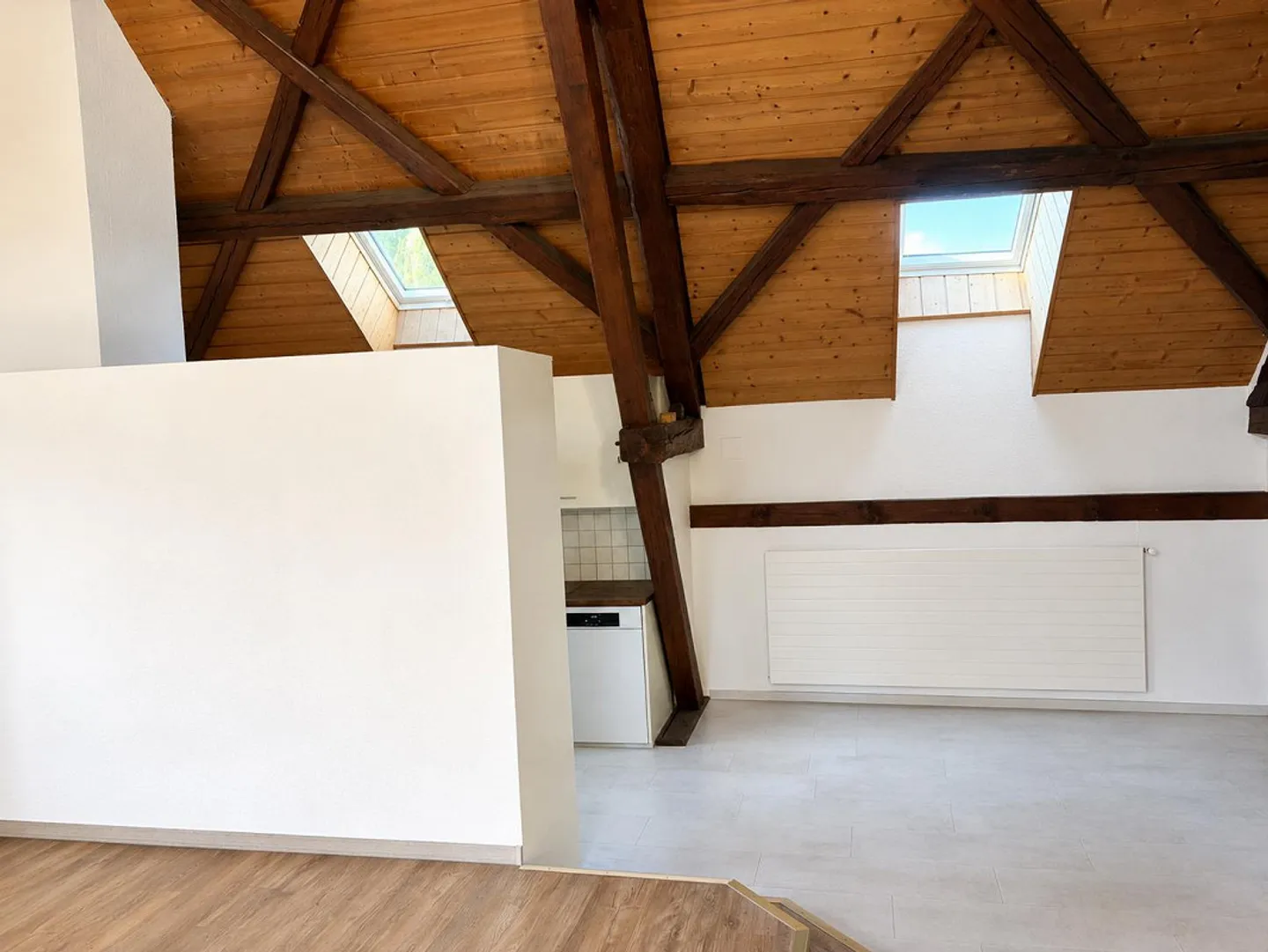 Charming 5.5-room maisonette apartment with gallery and exclusive terrace - Photo 14 of 28