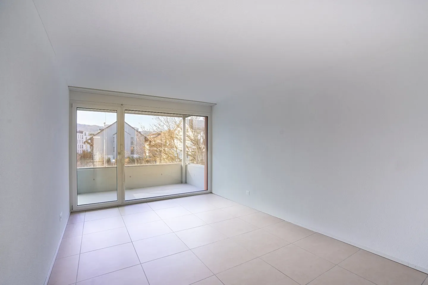 Grosszügige und gepflegte Wohnung an attraktiver Lage - Foto 5 von 13