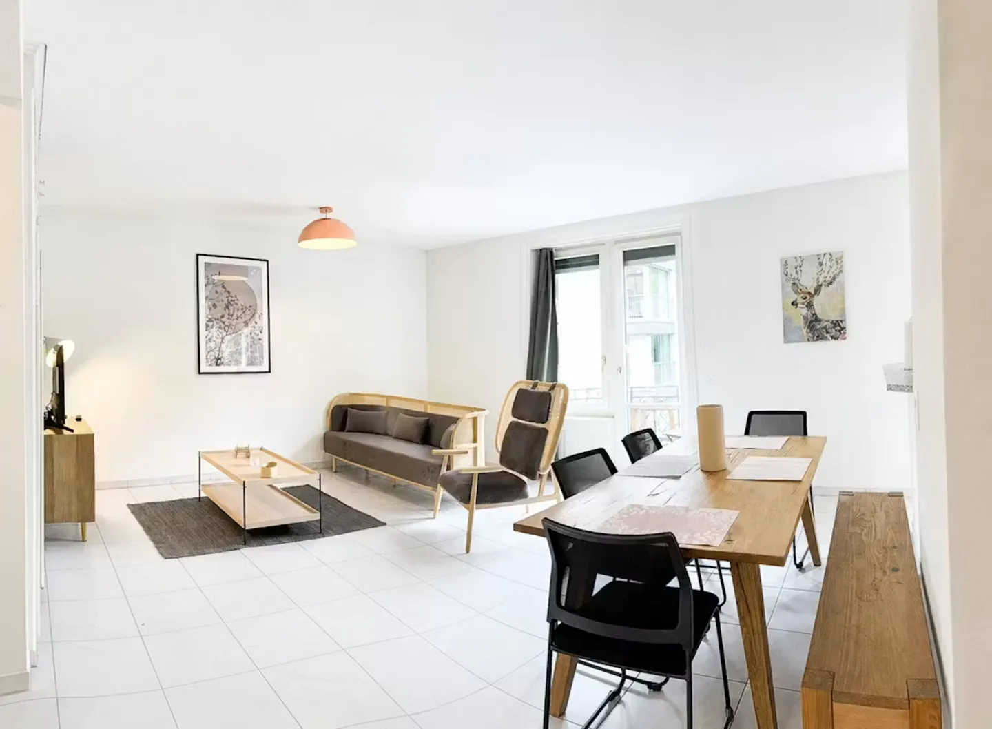 Charming Apartment in Zürich - Photo 2 of 10