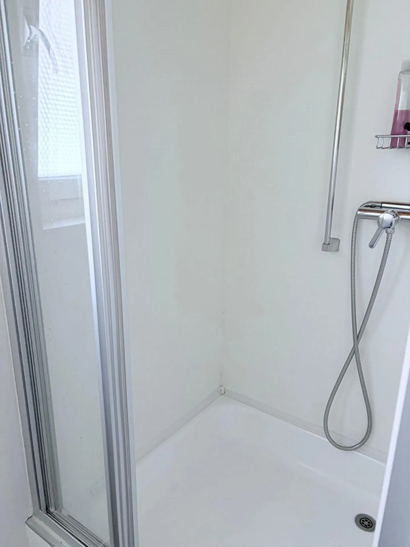 Charming 5.5-room maisonette apartment with gallery and exclusive terrace - Photo 25 of 28