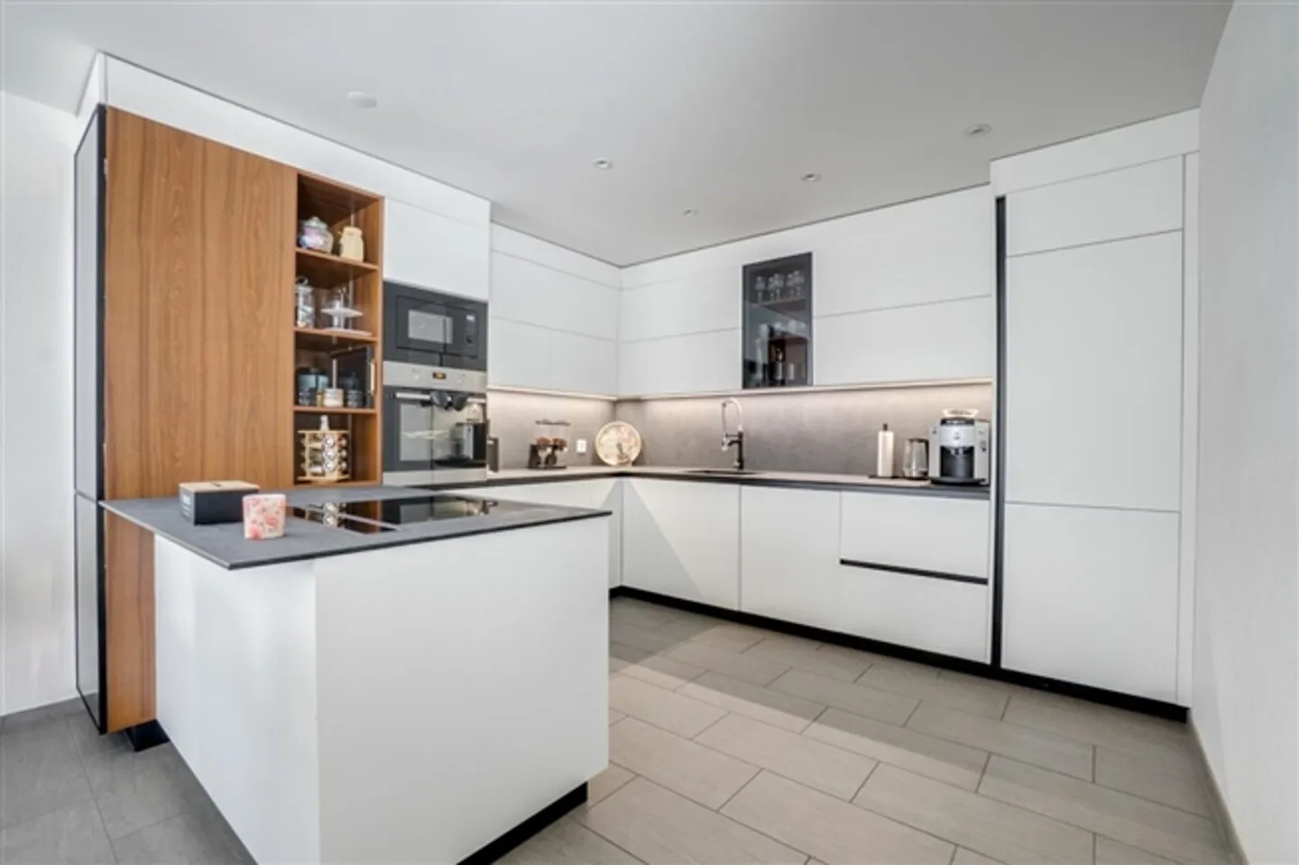 Casa unifamiliare moderna in una posizione adatta alle famiglie - Foto 8 di 20