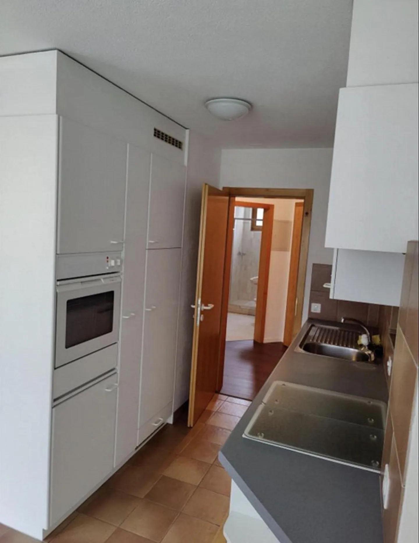 Appartamento 4.5 stanze centrale e soleggiato - Foto 3 di 8