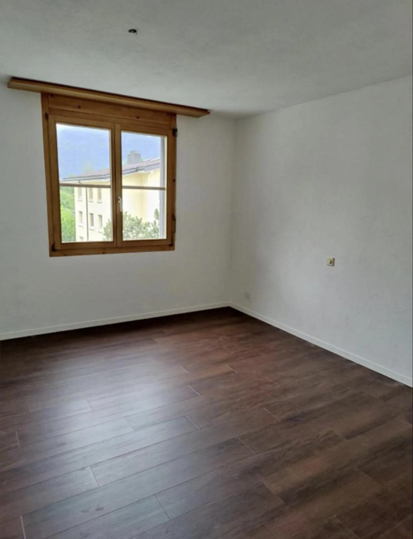 Appartamento 4.5 stanze centrale e soleggiato - Foto 4 di 8