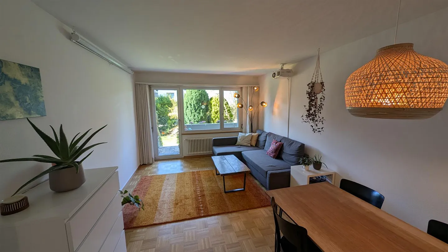 4-room apartment in the quiet Blinzern neighborhood in Köniz - Photo 2 of 18