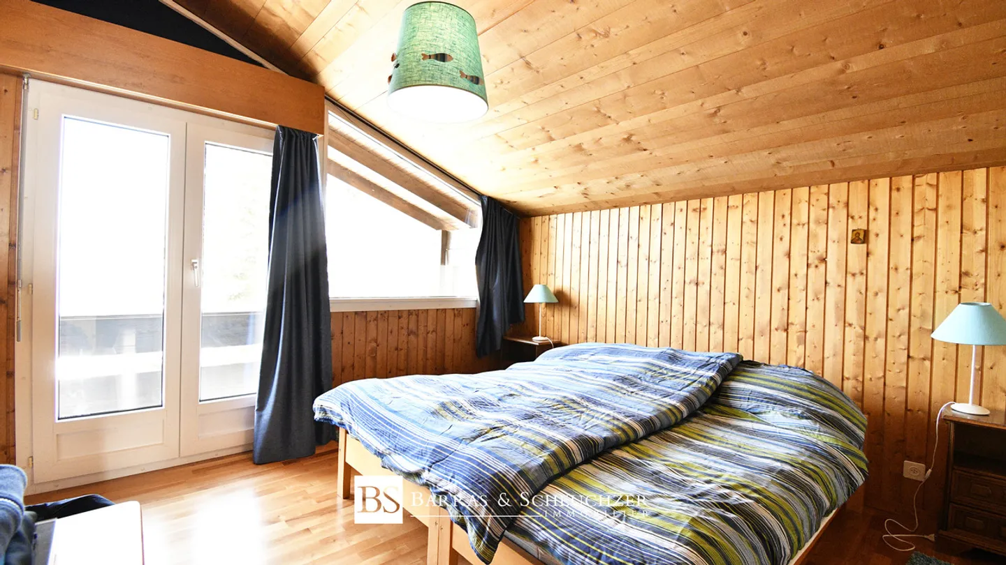 Spacious 6.5-room chalet located on flat land - Photo 6 of 8
