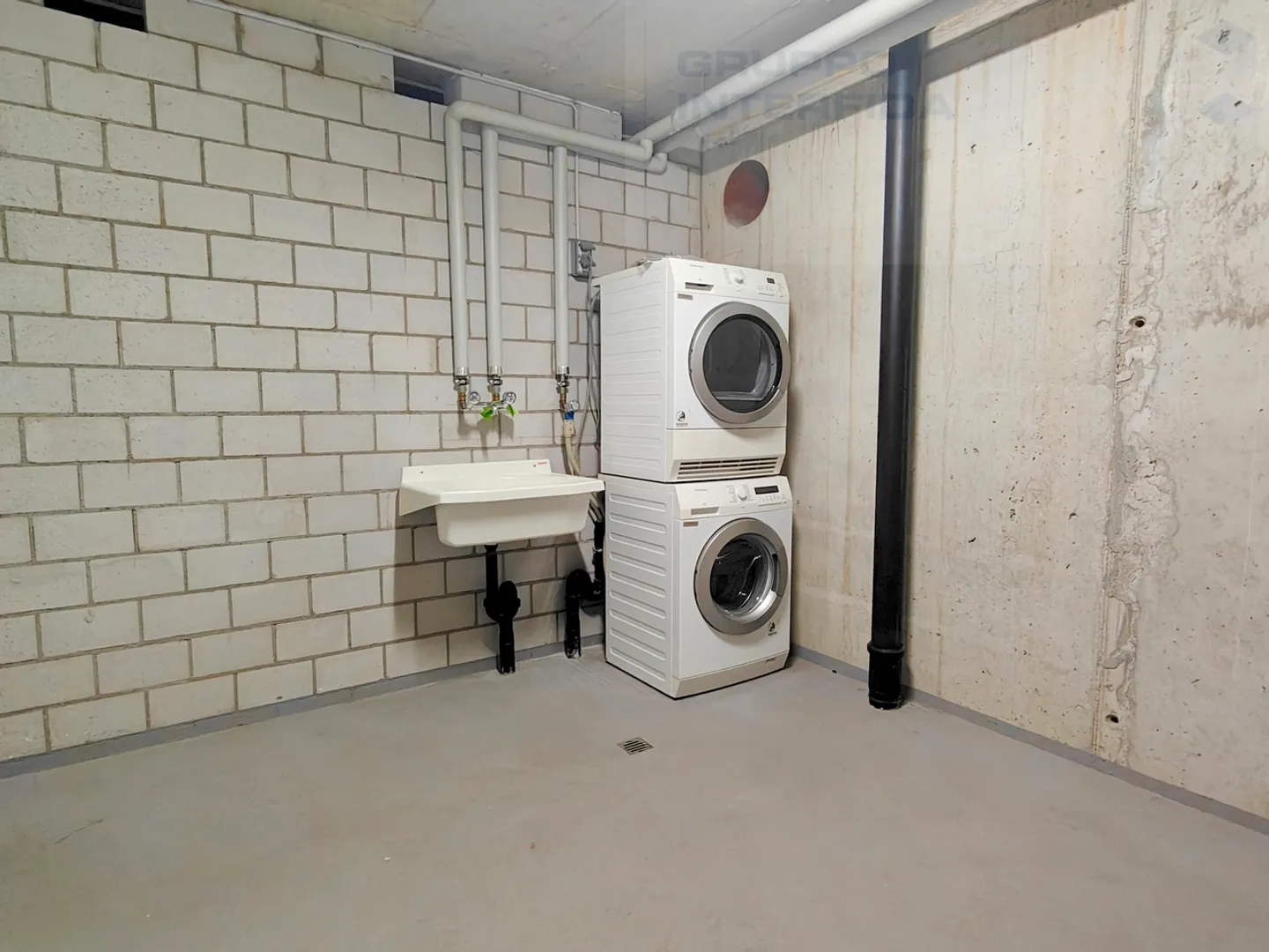 2.5 PIÈCES AU COEUR DE MENDRISIO - Photo 6 sur 6