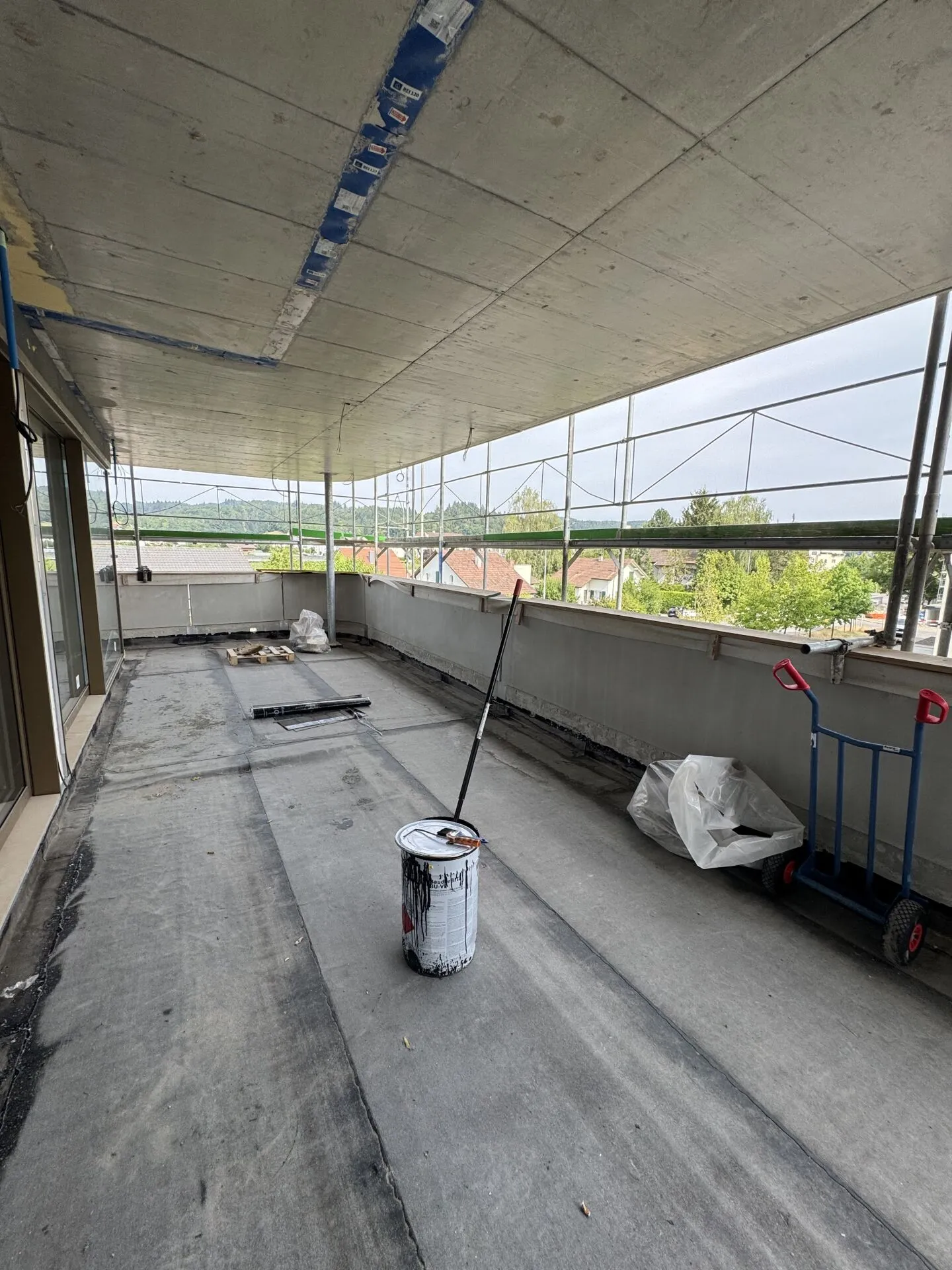 Appartement unique de 3,5 pièces avec terrasse de 70m2 et jardin d'hiver - Photo 11 sur 16