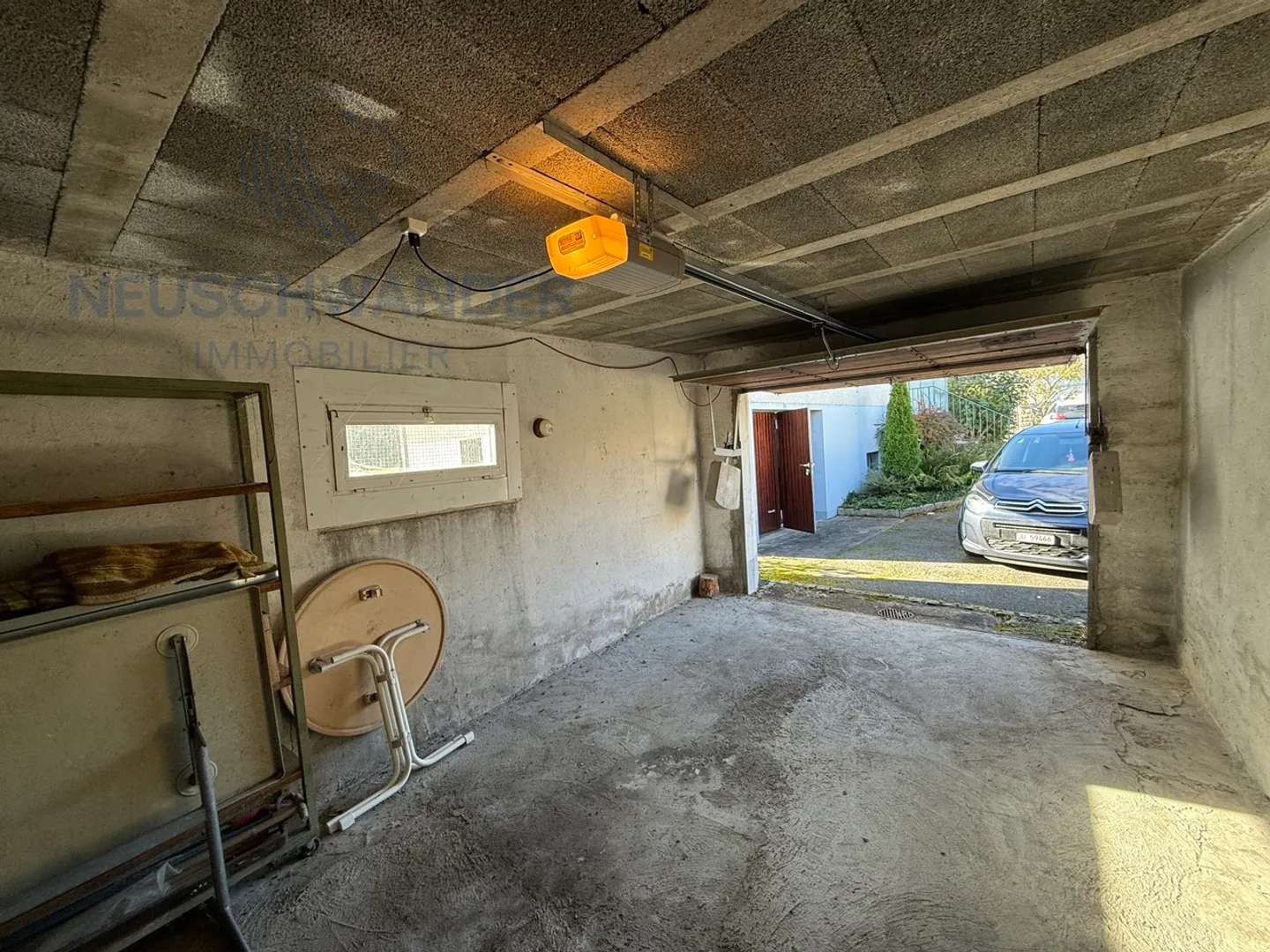 Fort potentiel avec deux garages et emplacement idéal - Photo 11 sur 12