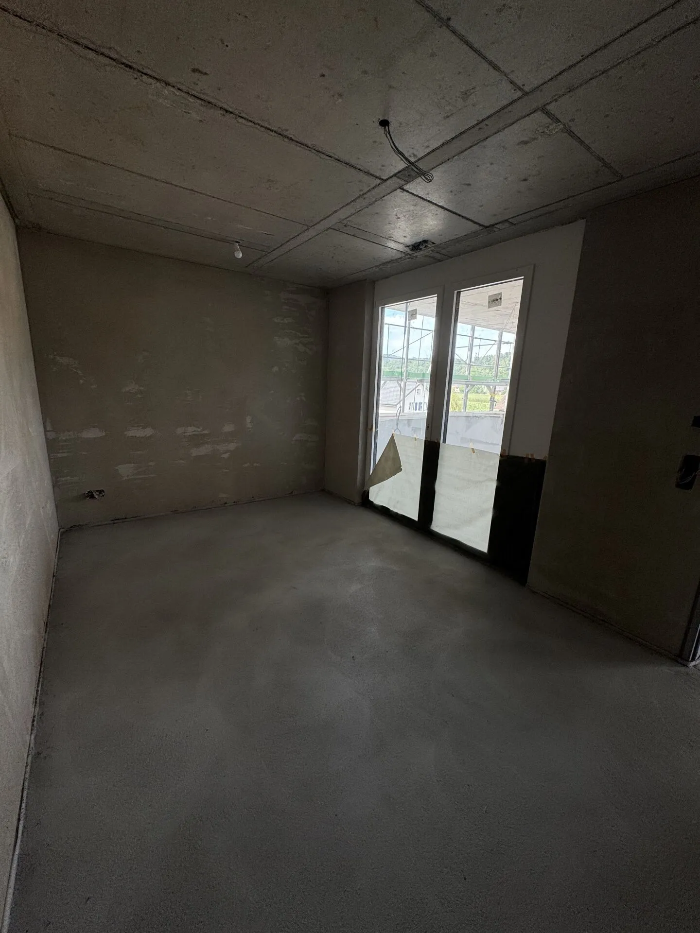 Appartement unique de 3,5 pièces avec terrasse de 70m2 et jardin d'hiver - Photo 14 sur 16