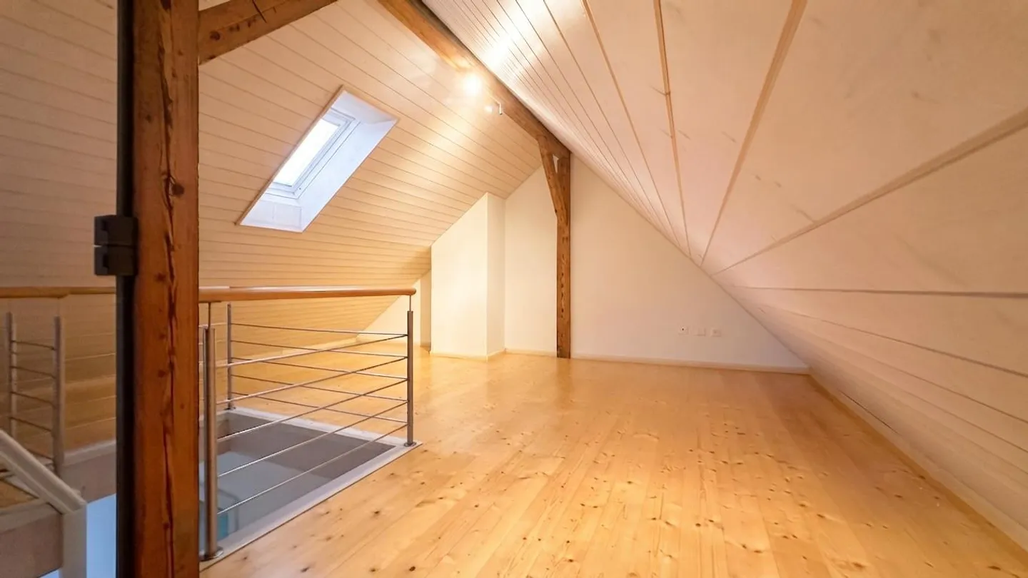 Appartamento attico unico con galleria nel quartiere Breite - Foto 10 di 10