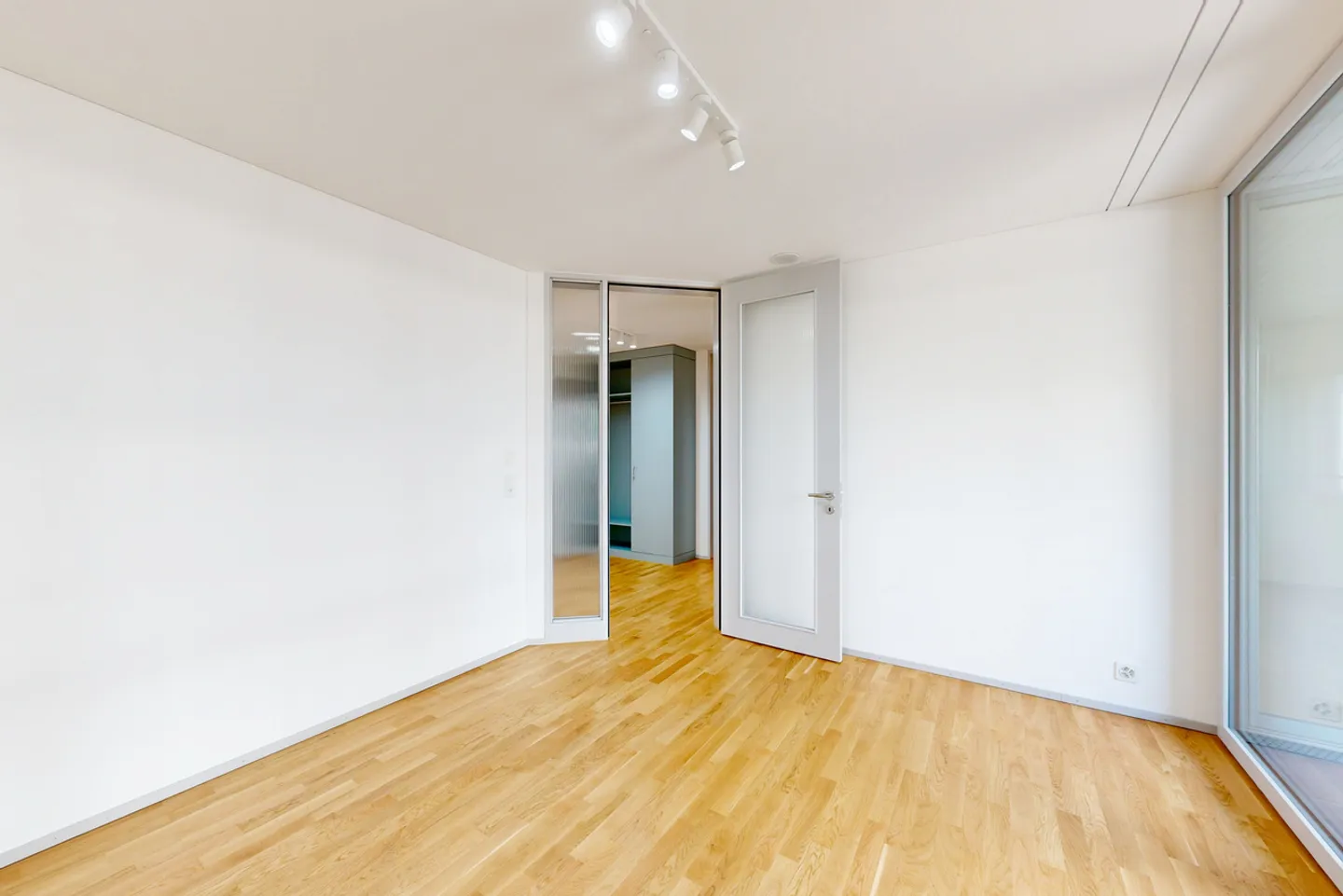 In cerca di un appartamento centrale e bello? - Foto 2 di 12