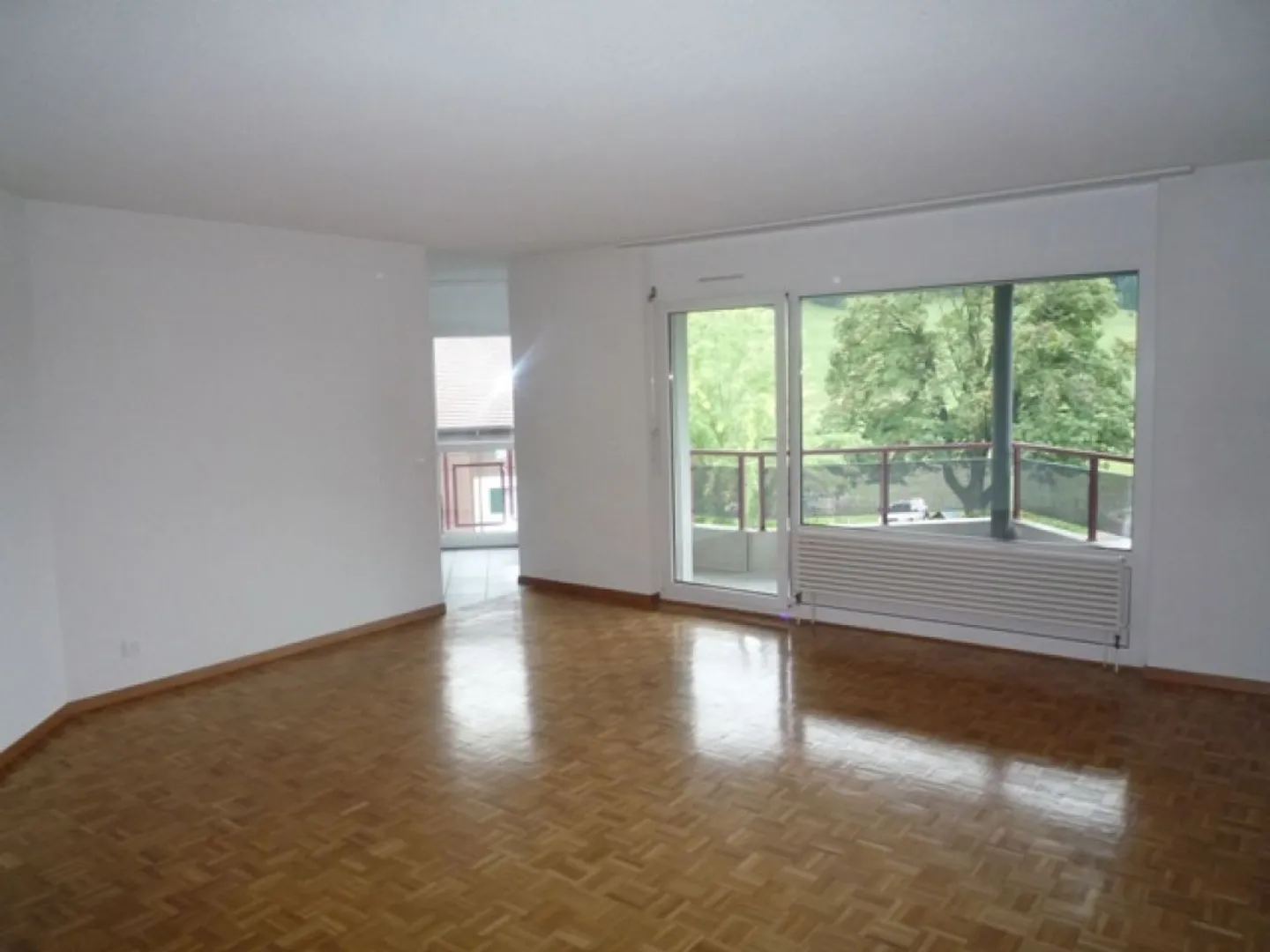 Joli appartement de 4 pièces! - Photo 1 sur 12