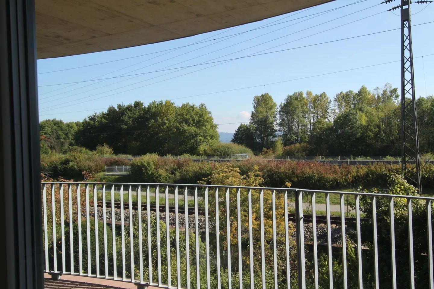 Appartement spacieux au bord du lac - Photo 6 sur 9