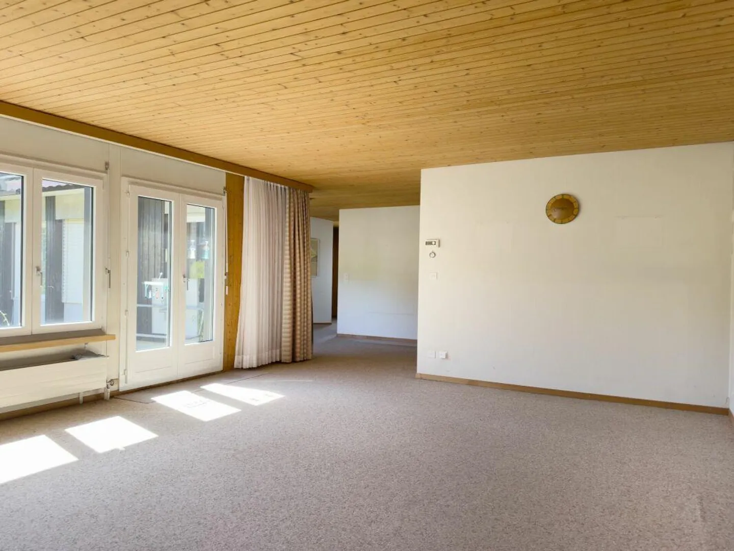 6.5-Zimmer-Einfamilienhaus im Bungalowstil mit grossem Garten und E... - Photo 9 of 22