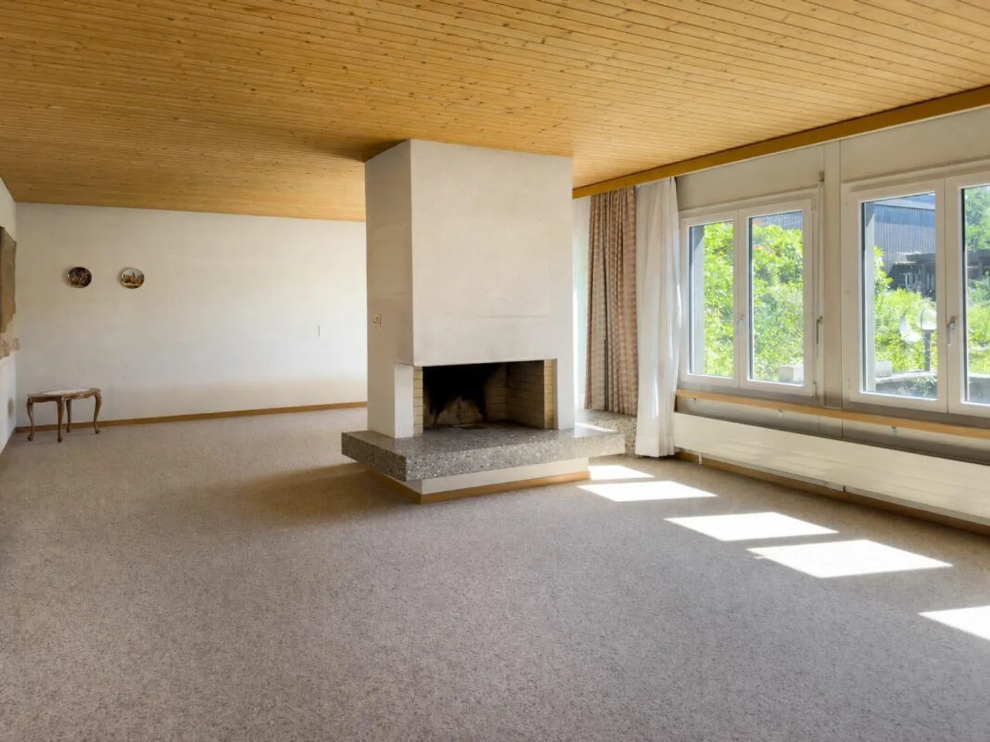 6.5-Zimmer-Einfamilienhaus im Bungalowstil mit grossem Garten und E... - Photo 3 of 22