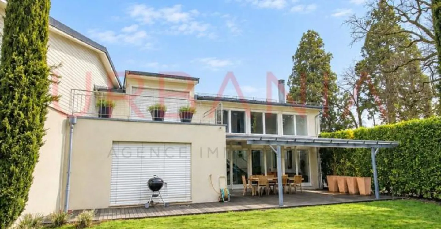 Magnifica casa di 6 stanze con piscina in esclusiva - Foto 1 di 13