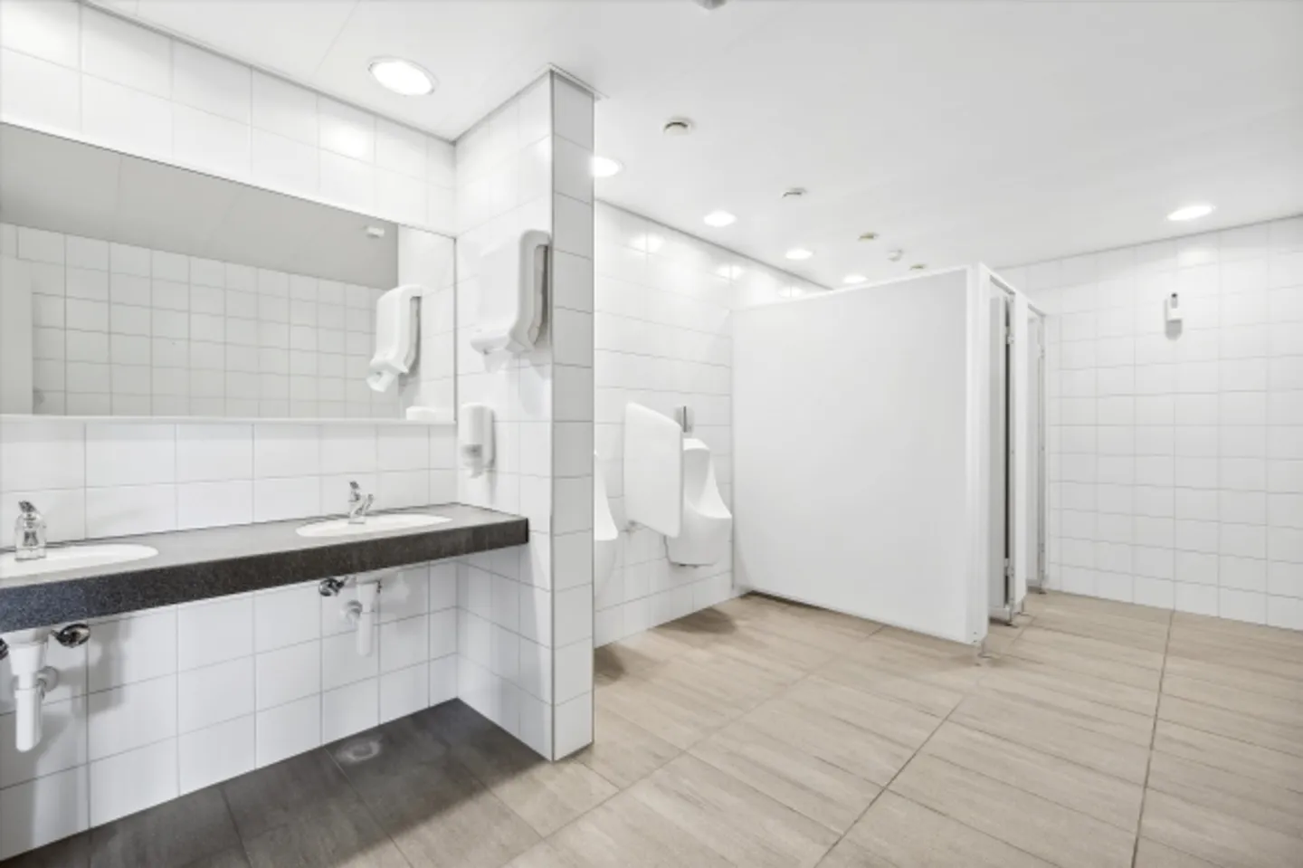 Office space for rent - Photo 10 of 10