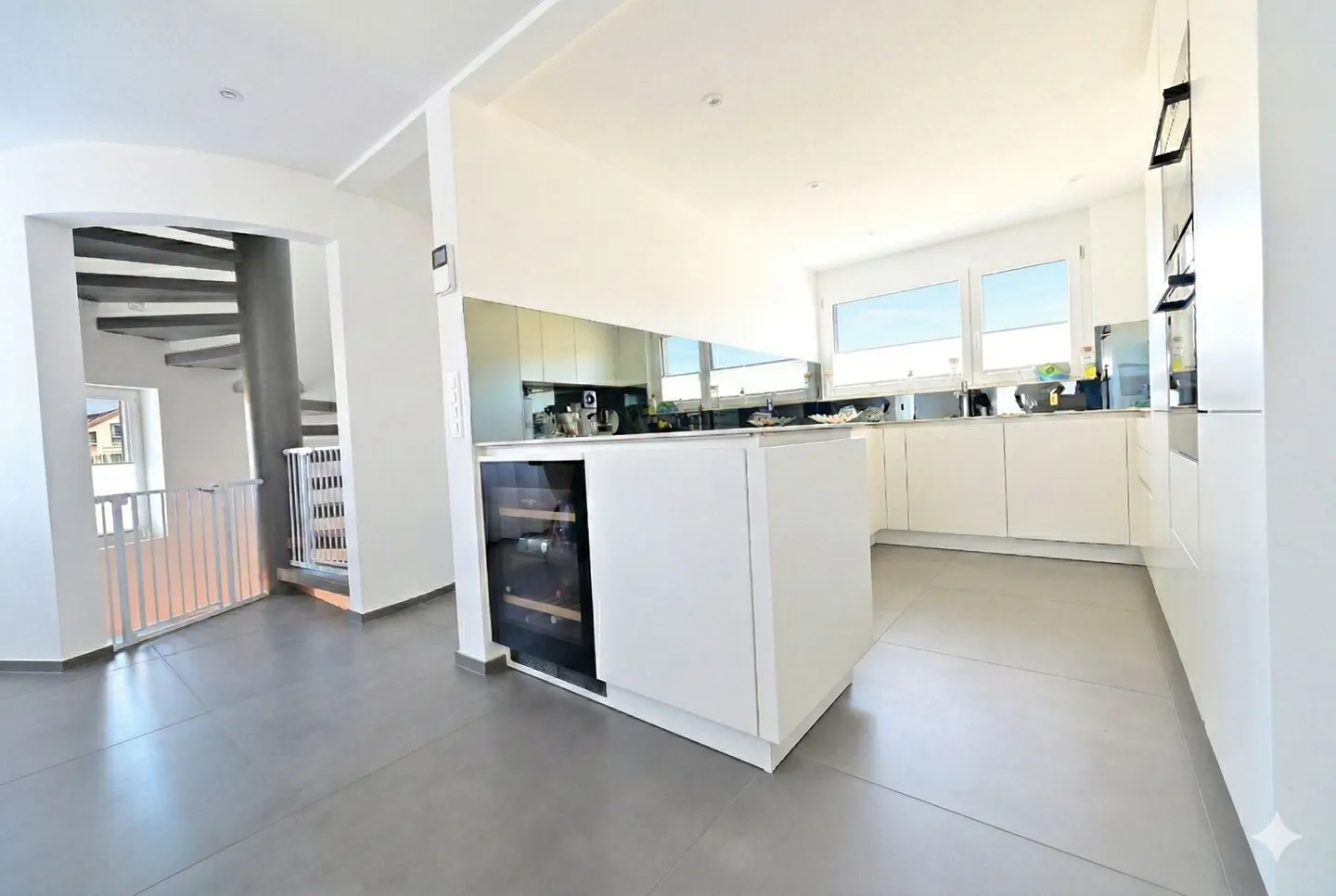 Maison individuelle exclusive de 6,5 pièces - Photo 5 sur 15