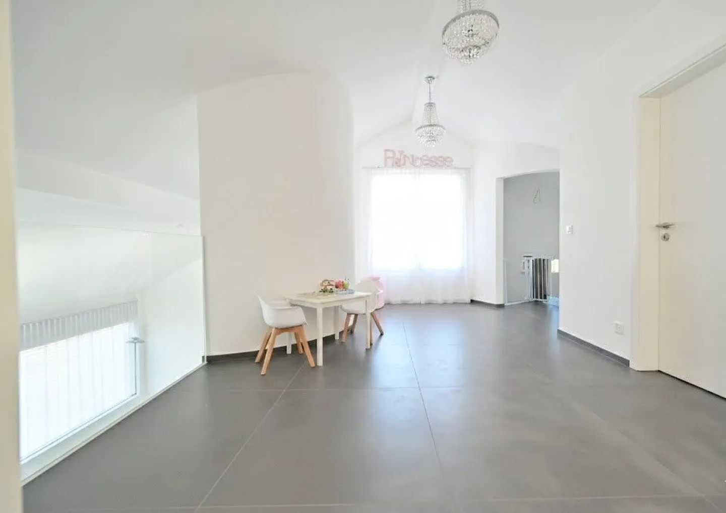 Maison individuelle exclusive de 6,5 pièces - Photo 7 sur 15