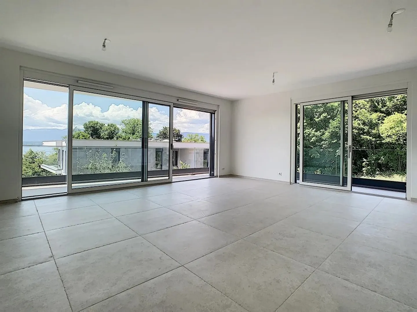 Appartement d'exception avec vue sur le lac - Photo 10 sur 10