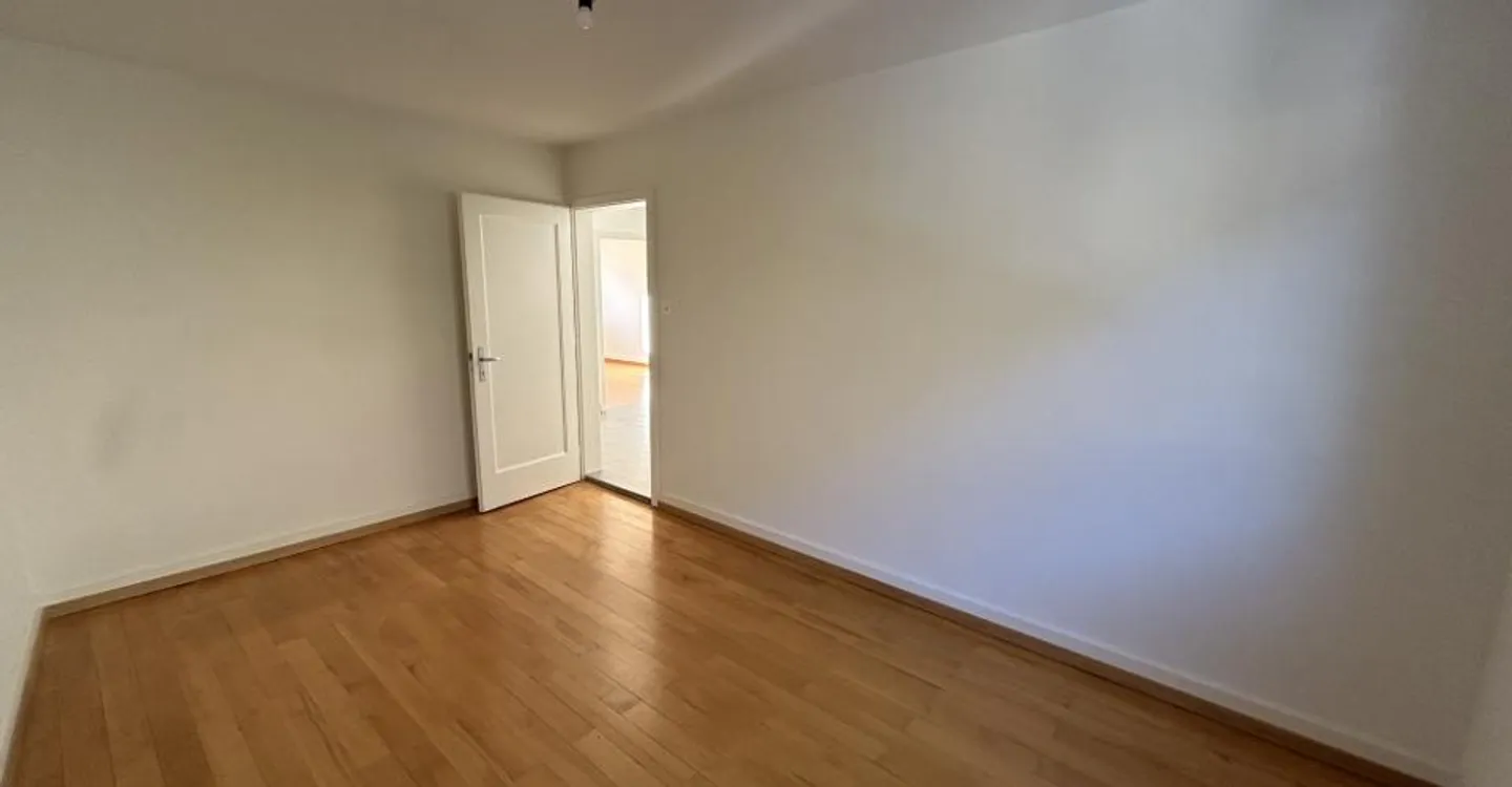 In affitto: appartamento di 3,5 locali con balcone - Crêt-Besson 11, Sonvilier - Foto 9 di 11