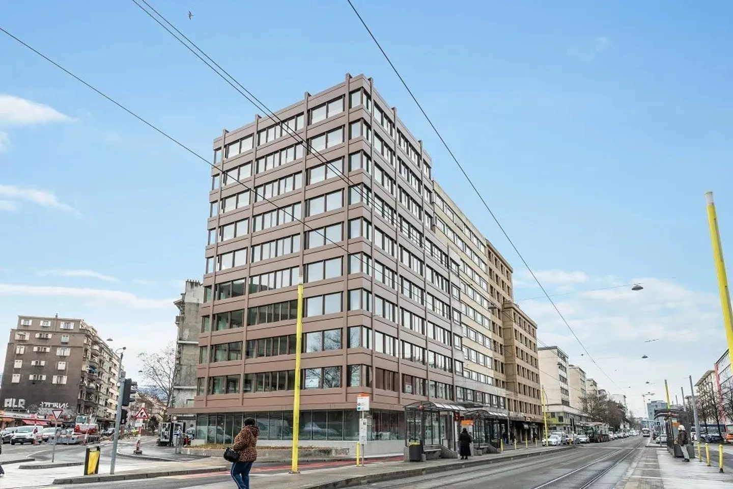 Superficie amministrativa di 245 m² nel cuore di un quartiere dinamico - Foto 1 di 12