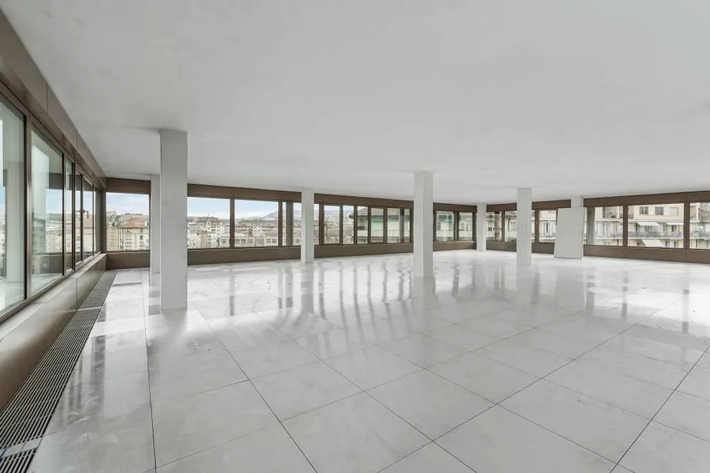 Superficie amministrativa di 245 m² nel cuore di un quartiere dinamico - Foto 8 di 12