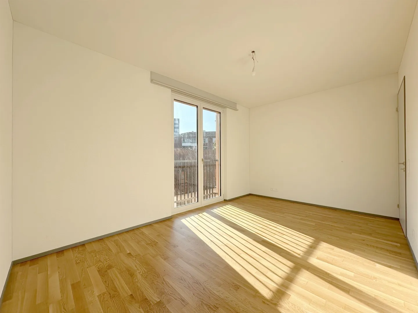 Modern Apartment in the City of Zurich - Photo 4 of 6