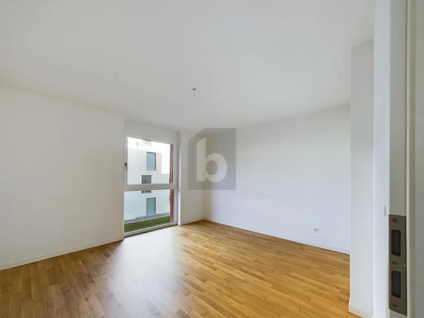 EINE SONNIGE UMGEBUNG MIT SÜDANSICHT - Foto 4 von 6