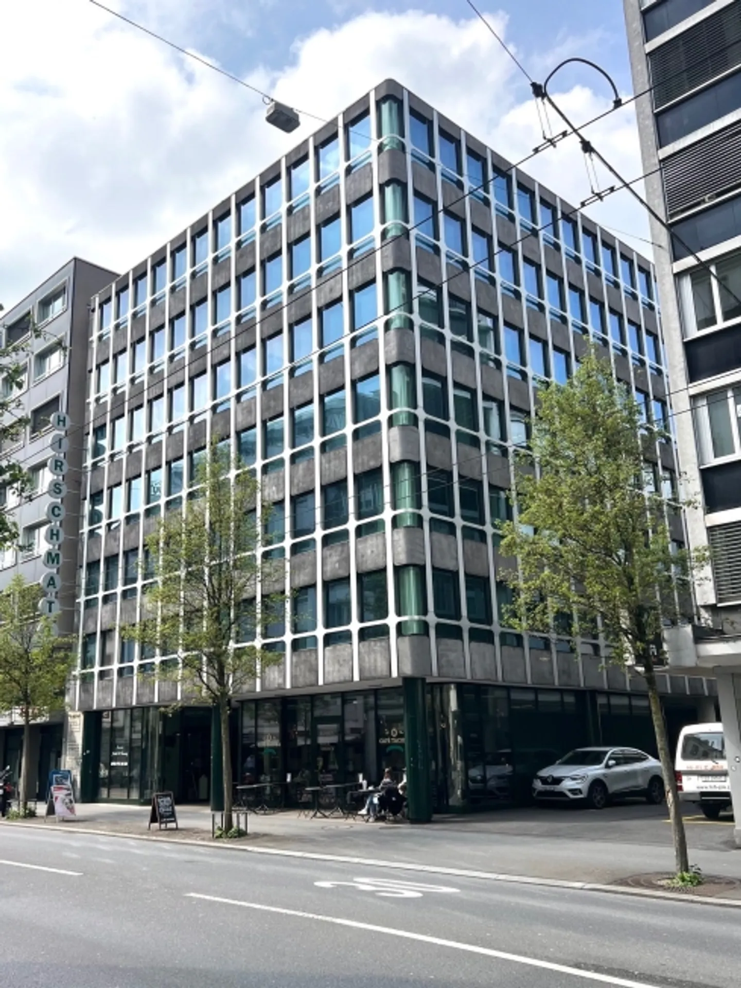 Central office space with 214 m² - immediately available in Lucerne - Photo 3 of 6