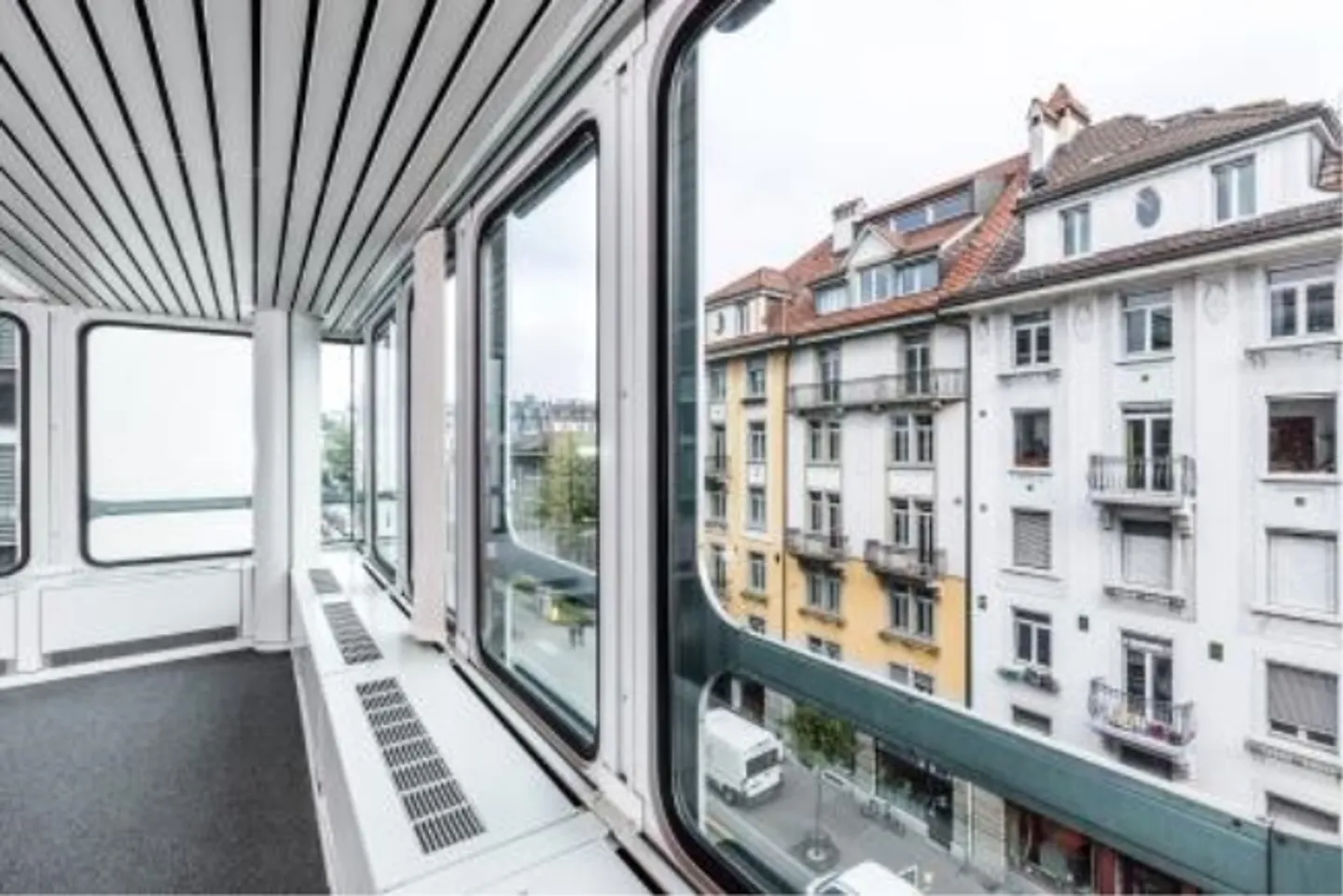Central office space with 214 m² - immediately available in Lucerne - Photo 5 of 6