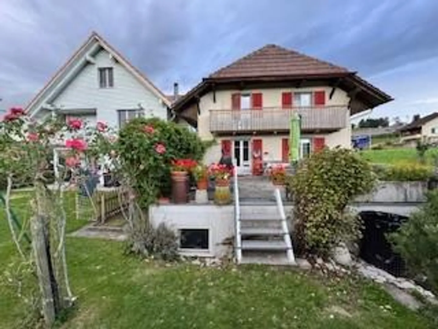 Camera con bagno/doccia privati - Foto 1 di 5
