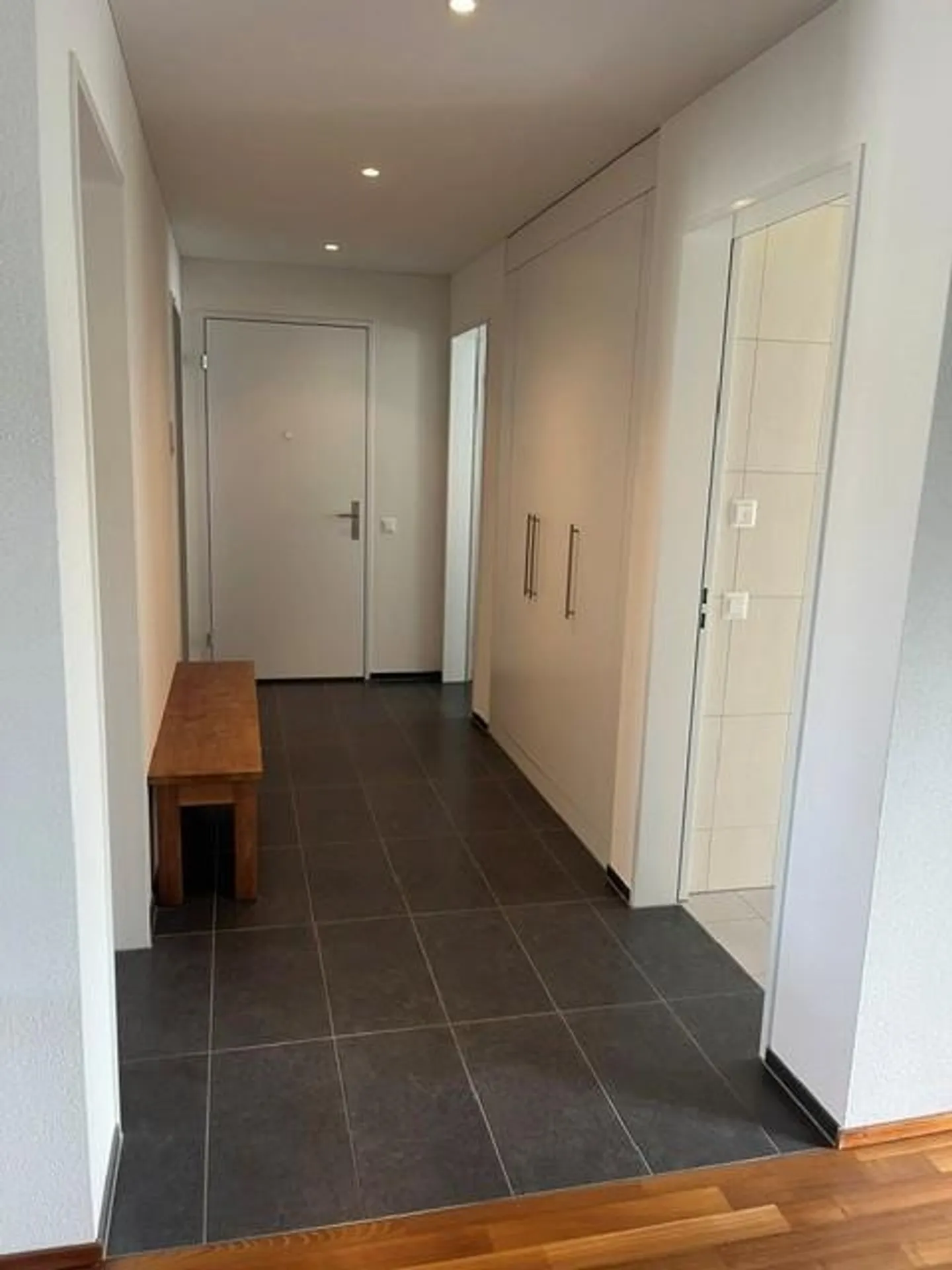 3.5 Room Apartment - Photo 7 of 10