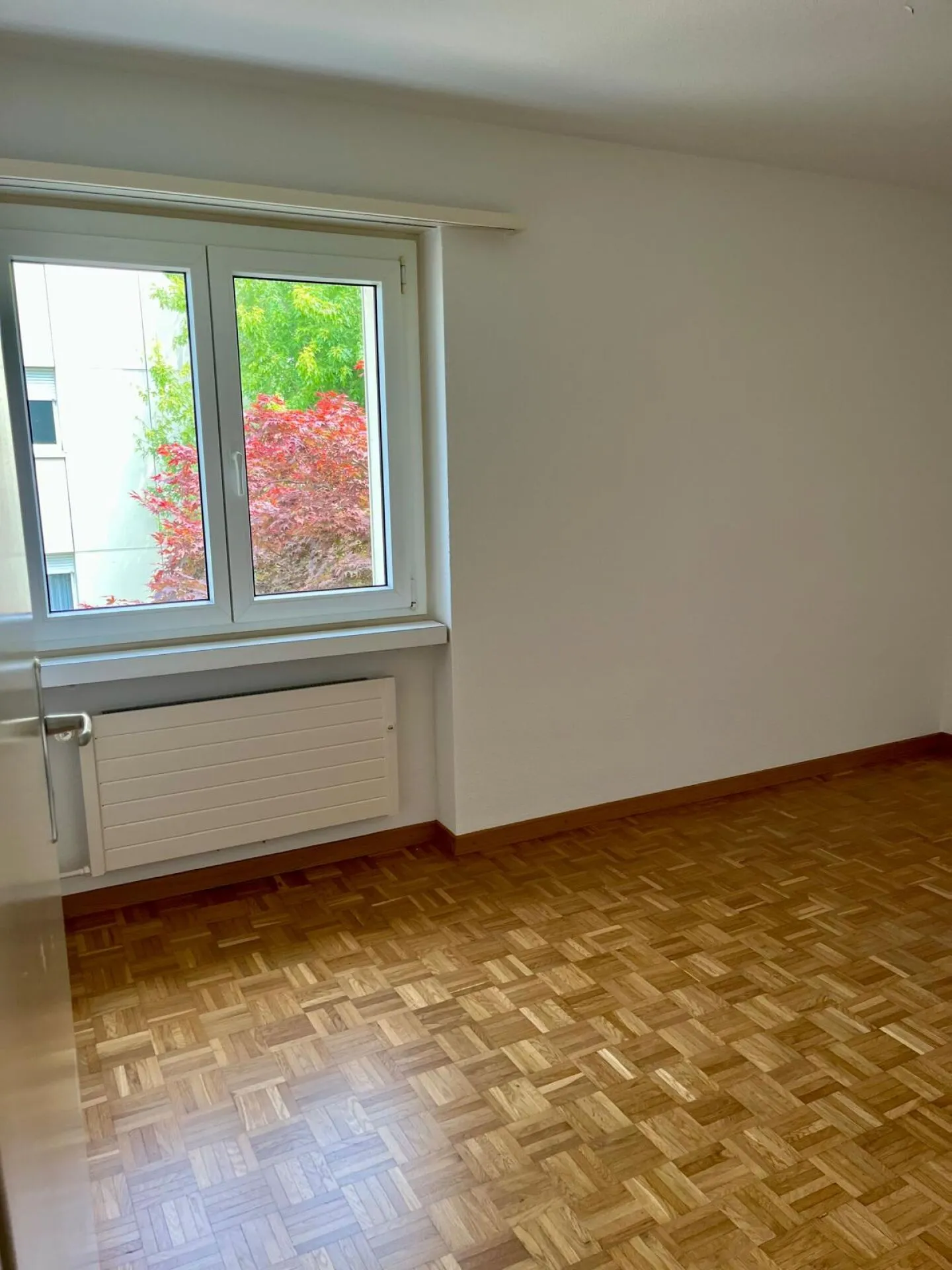 Freshly renovated 4.5-room apartment in a quiet location of Bronschhofen - Photo 10 of 11