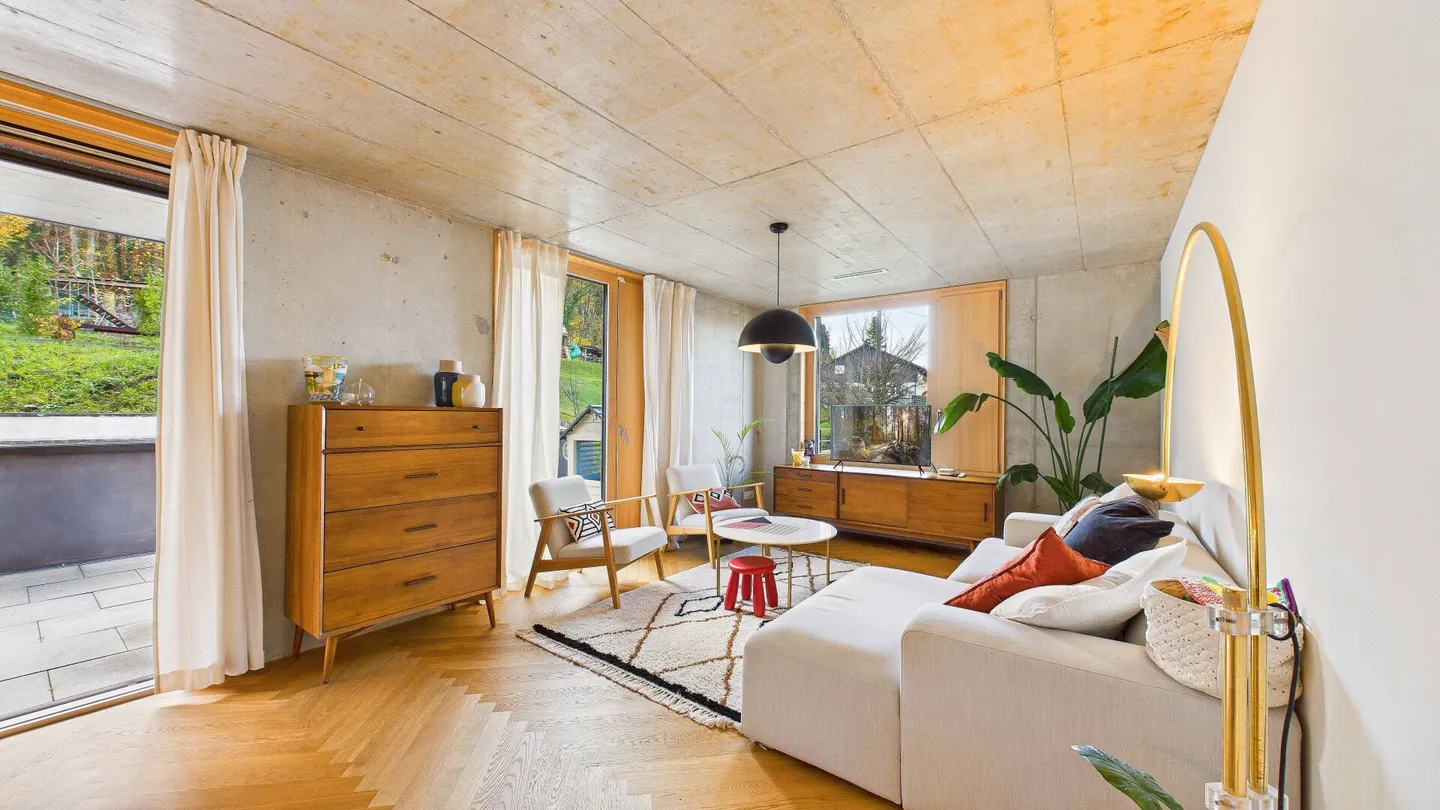 Élégance intemporelle au-dessus des toits de Regensdorf - Photo 5 sur 19