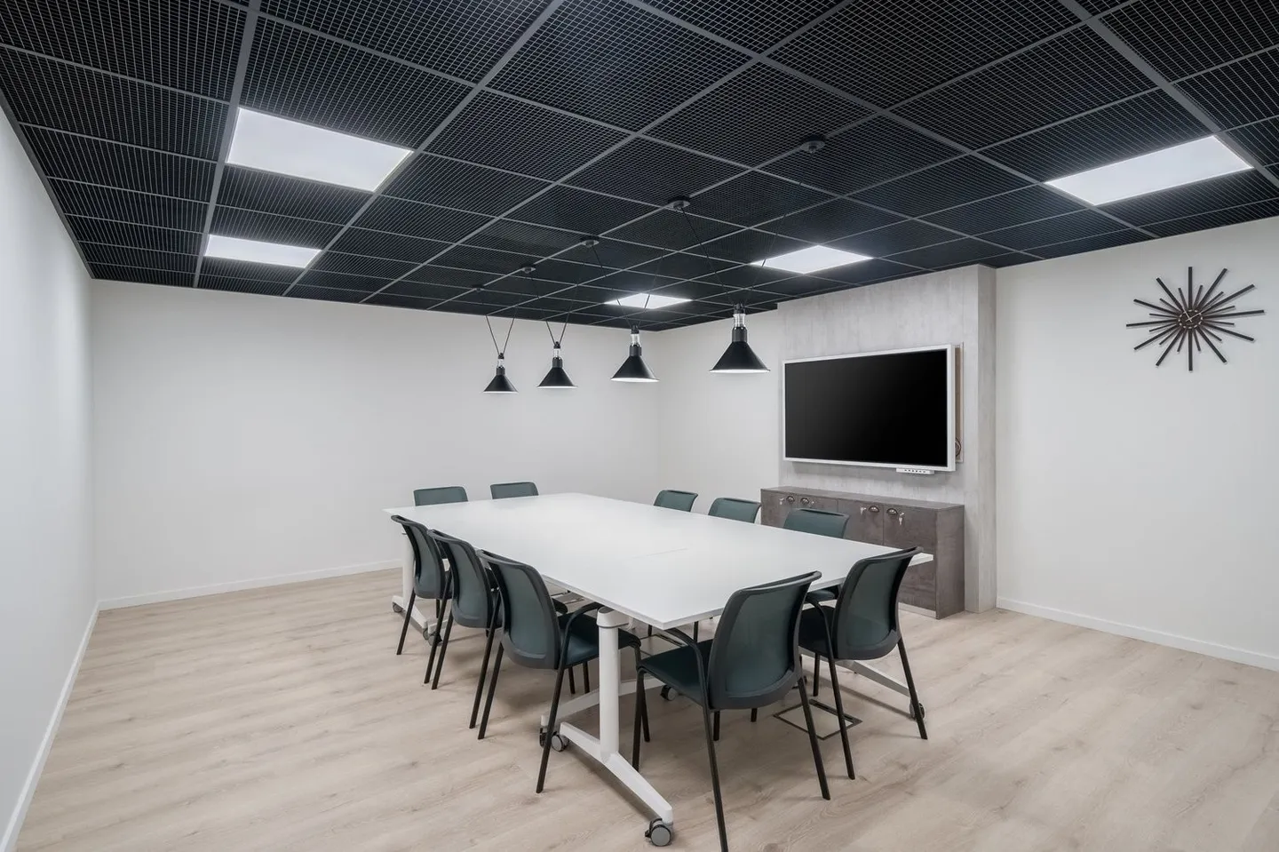 Accesso tutto incluso a spazi per uffici professionali per 4 persone presso Regus Spoom Glattpark - Foto 1 di 8