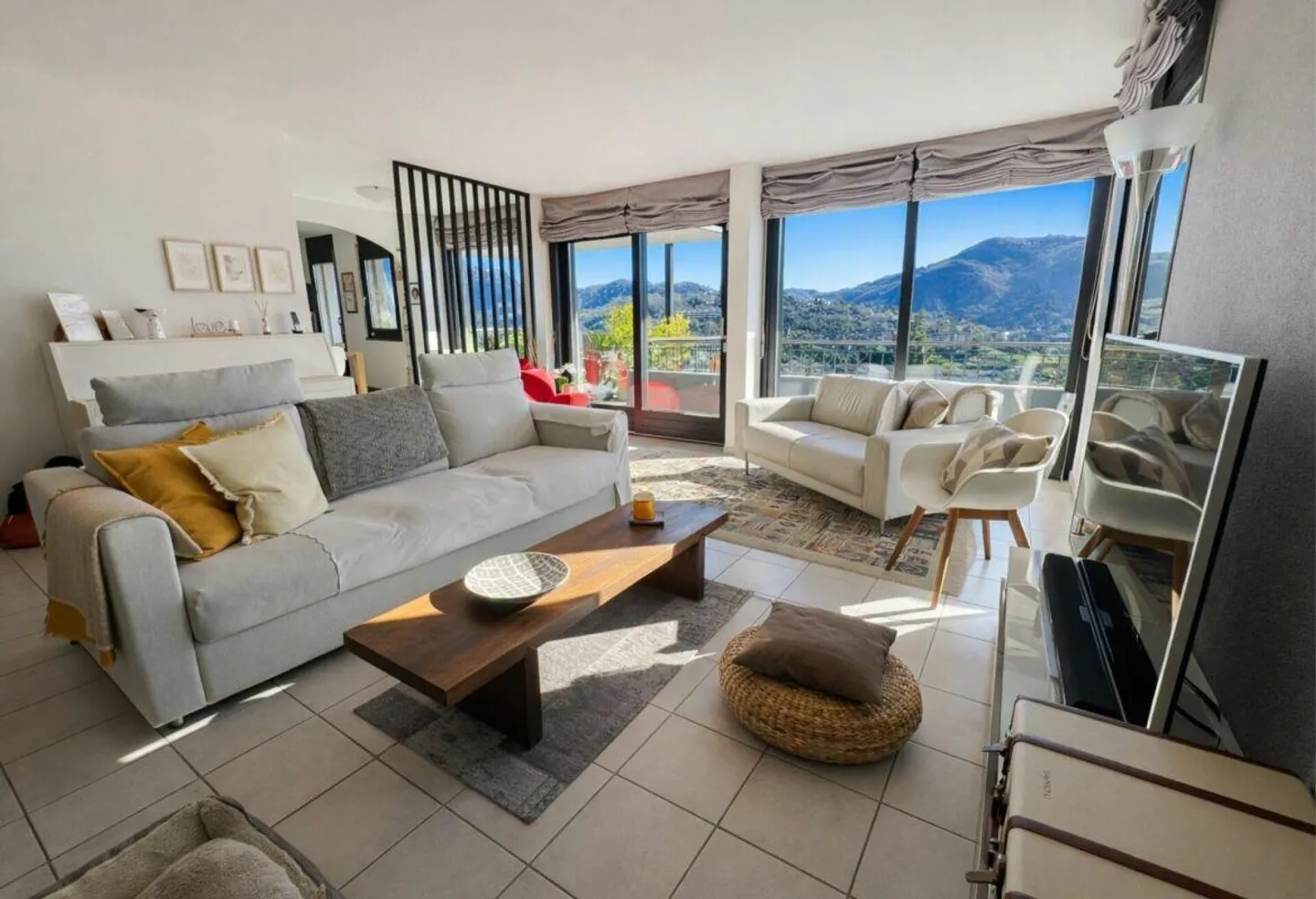 Casa unifamiliare in campagna, soleggiata e con vista - Foto 4 di 30