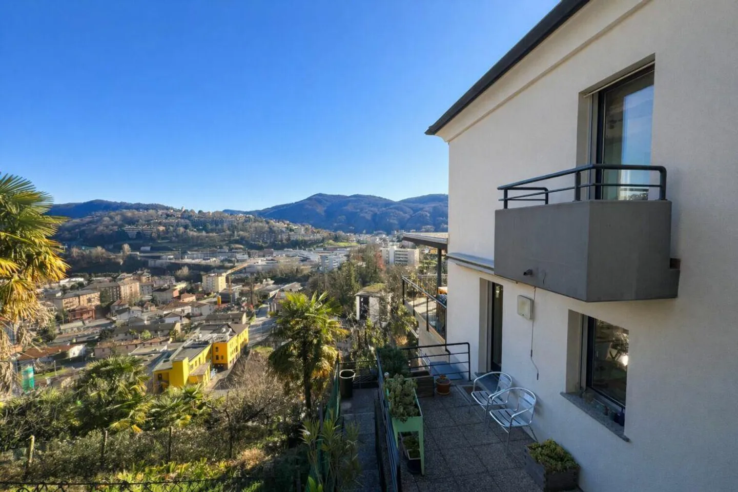 Casa unifamiliare in campagna, soleggiata e con vista - Foto 21 di 30