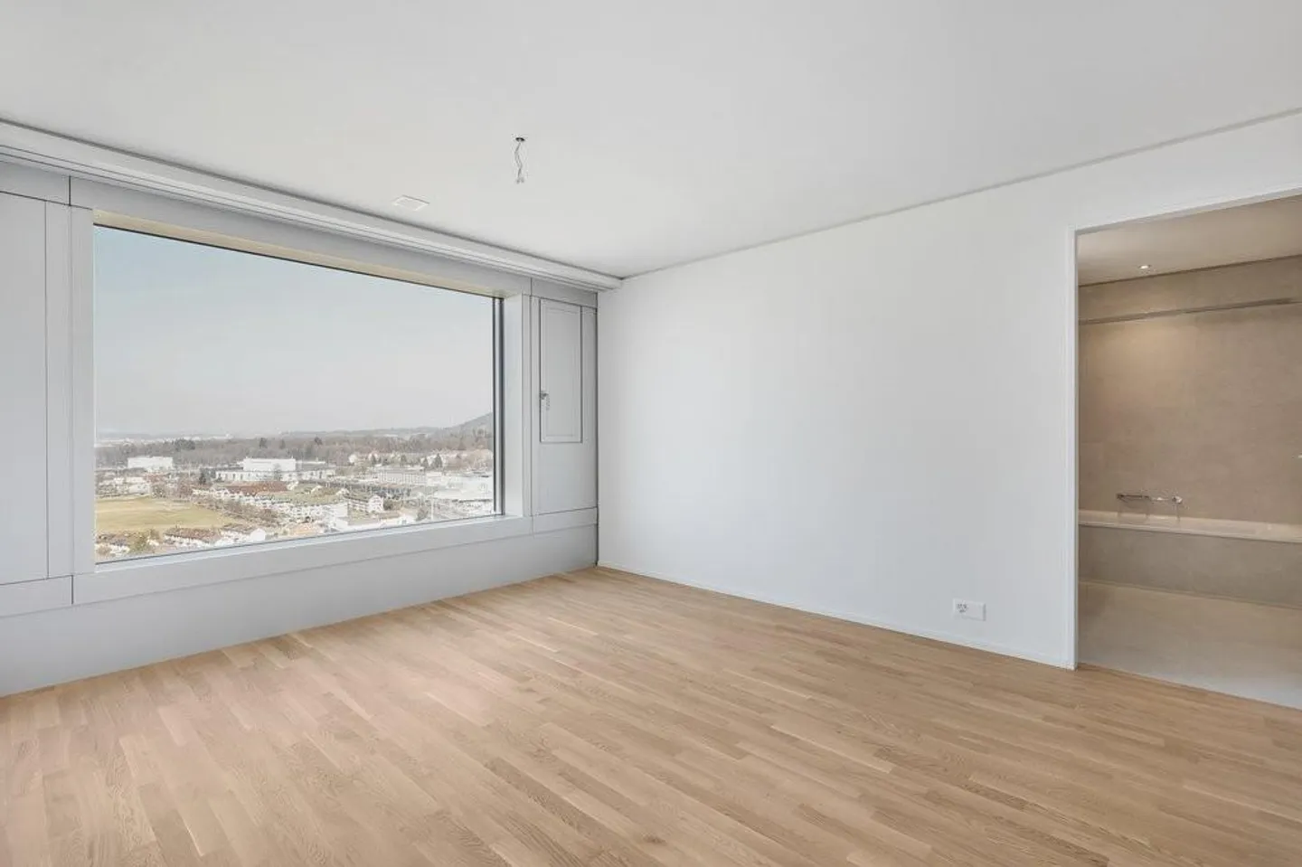 Looking for a new tenant for an attractive apartment over Bern! - Photo 7 of 10