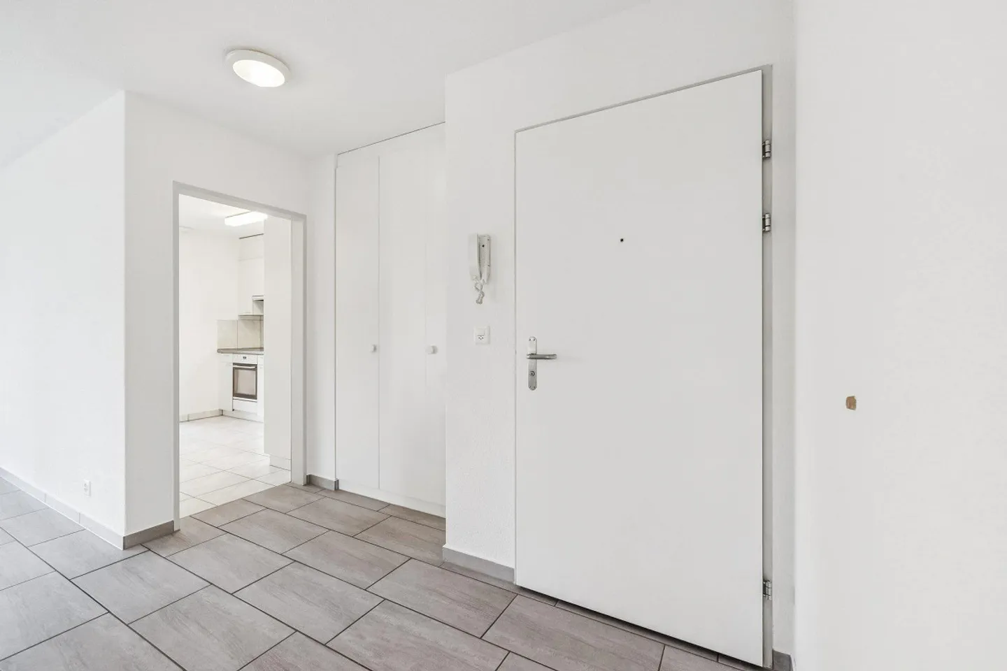 3.5-Zimmer-Wohnung im Erdgeschoss mit Gartenidylle - Foto 5 von 10