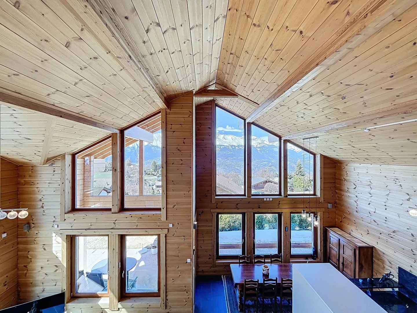 Modernes Chalet mit Alpenblick - Foto 9 von 11