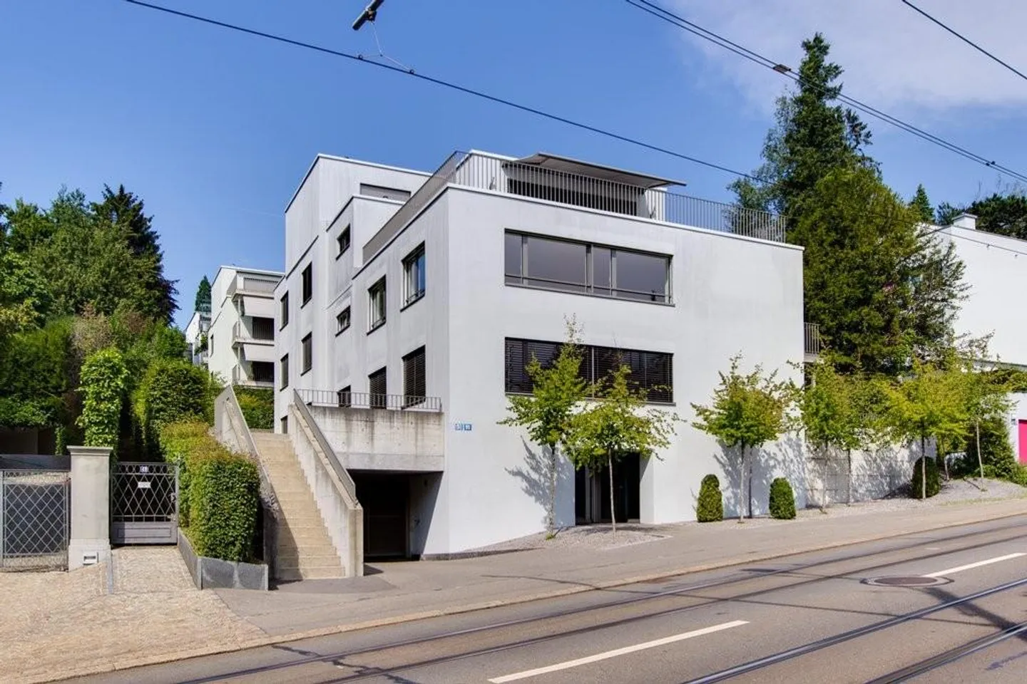Place de parking souterrain dans un immeuble - Photo 1 sur 1