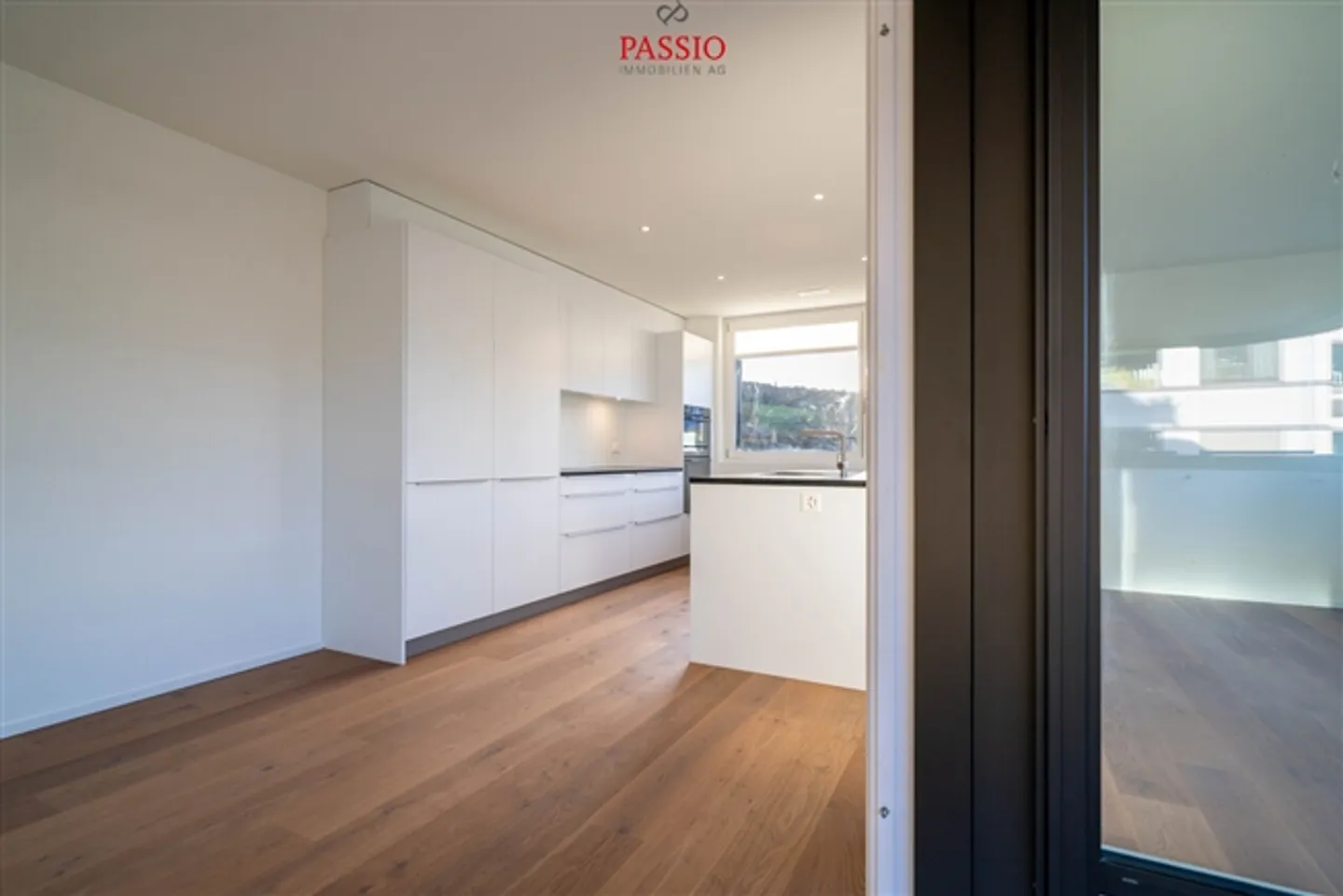 Appartamento 4½ locali quasi nuovo con comfort extra in uno sviluppo moderno - Foto 9 di 20