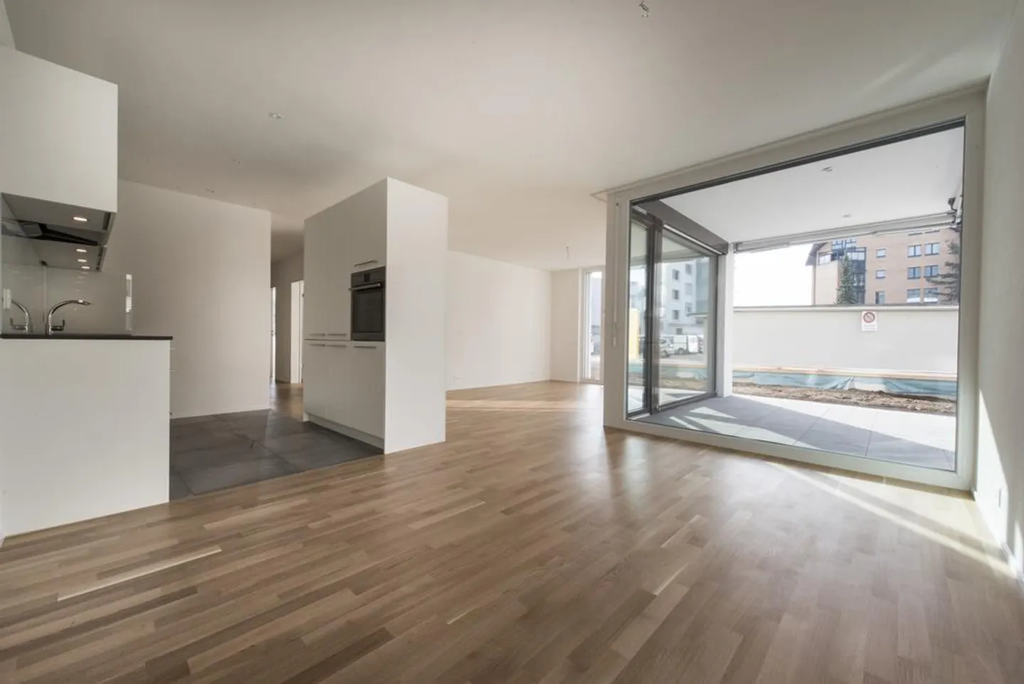 MODERNO, LUMINOSO E CONFORTEVOLE - IL TUO NUOVO APPARTAMENTO! - Foto 1 di 6
