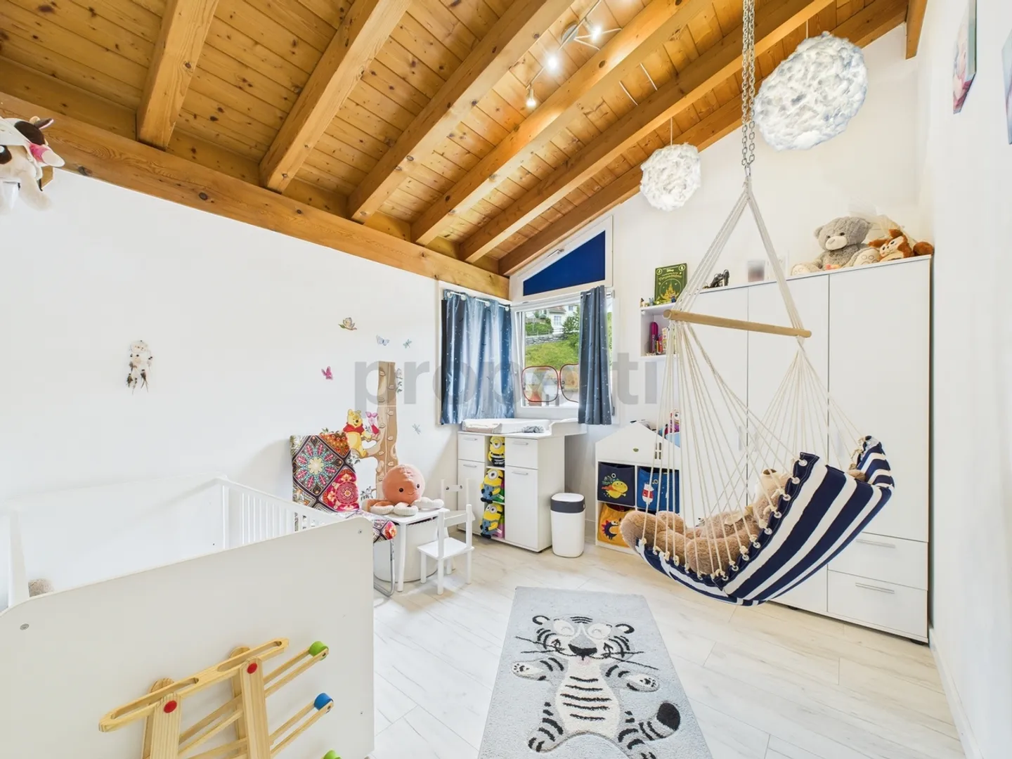 Penthouse exclusif de 4,5 pièces avec une lumière fantastique et des équipements modernes à Untervaz, GR - Photo 6 sur 12