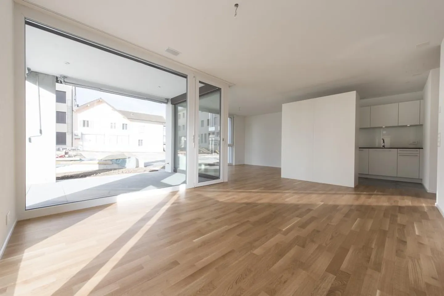 MODERNO, LUMINOSO E CONFORTEVOLE - IL TUO NUOVO APPARTAMENTO! - Foto 2 di 6