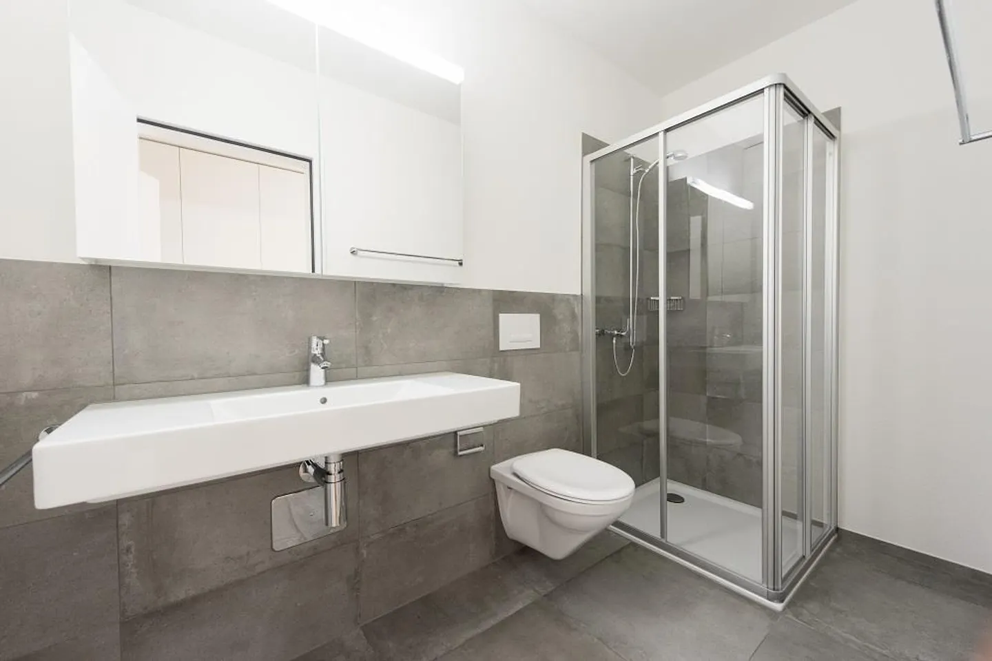 MODERNO, LUMINOSO E CONFORTEVOLE - IL TUO NUOVO APPARTAMENTO! - Foto 4 di 6